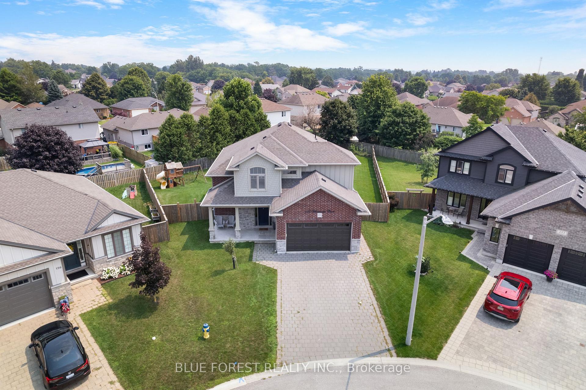 Photo 2 of 155 Wintermute Court, Central Elgin, Belmont — HOMEH