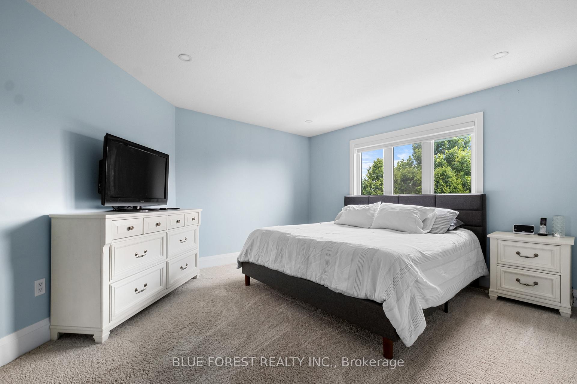 Photo 22 of 155 Wintermute Court, Central Elgin, Belmont — HOMEH