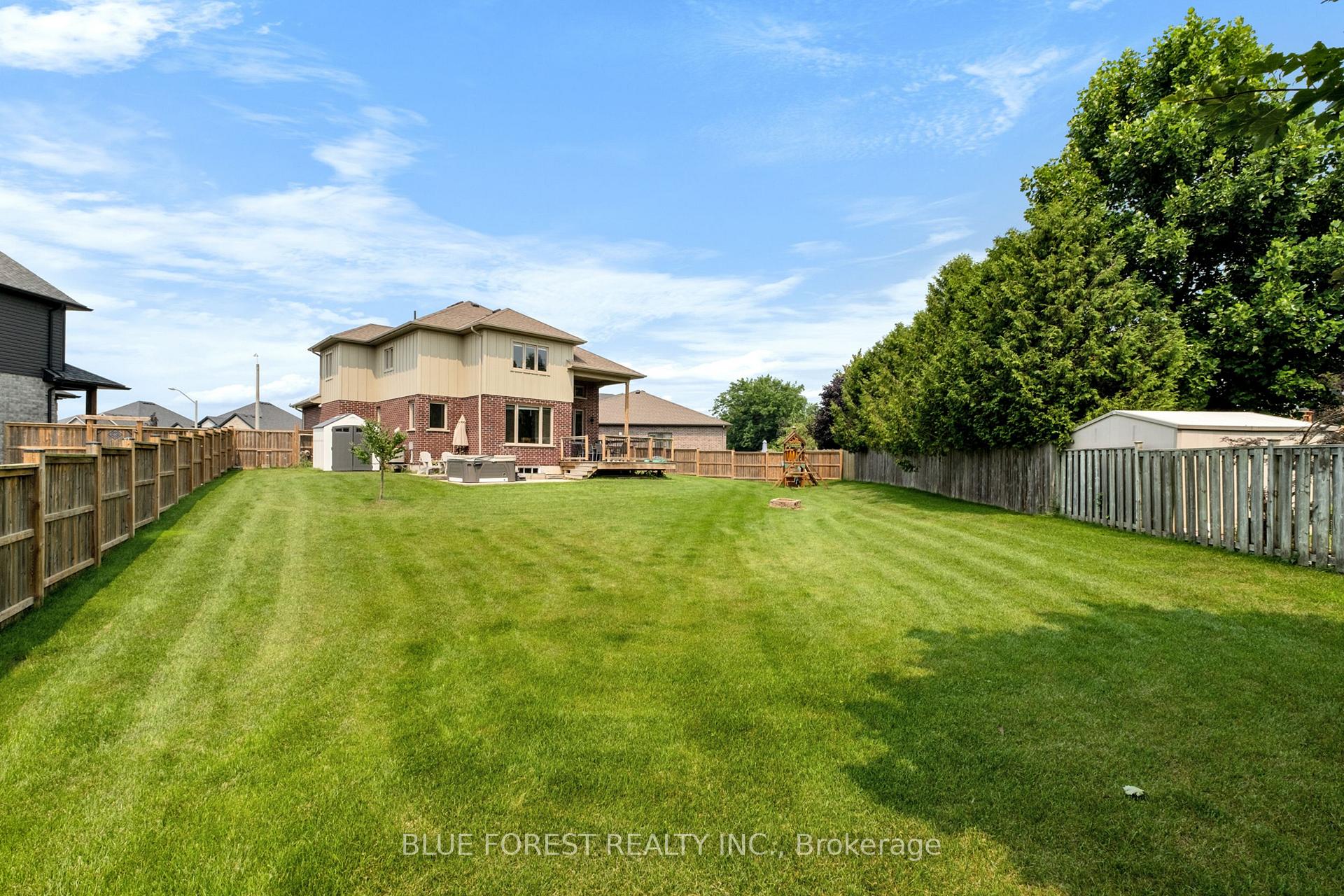 Photo 33 of 155 Wintermute Court, Central Elgin, Belmont — HOMEH