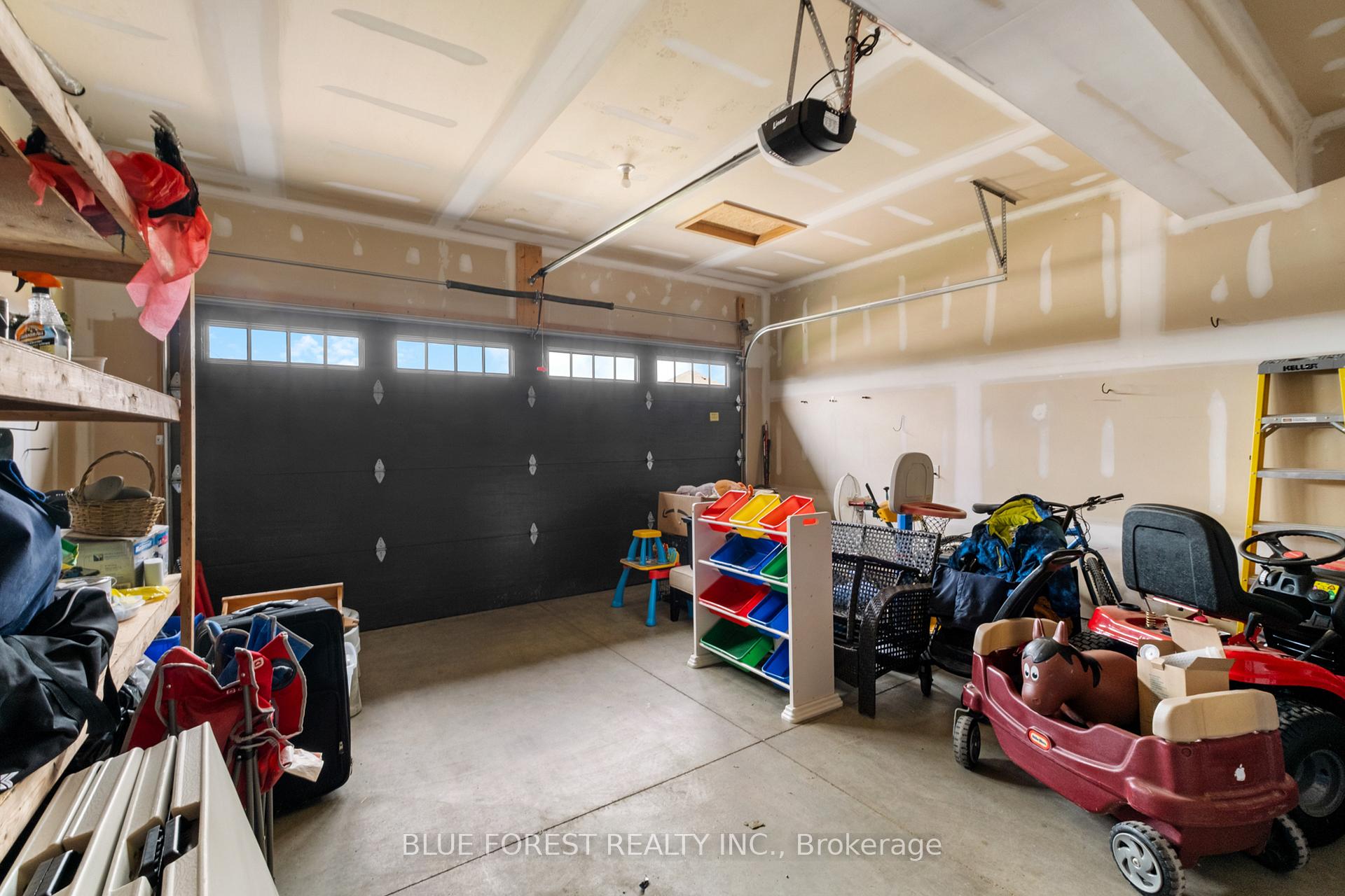 Photo 31 of 155 Wintermute Court, Central Elgin, Belmont — HOMEH