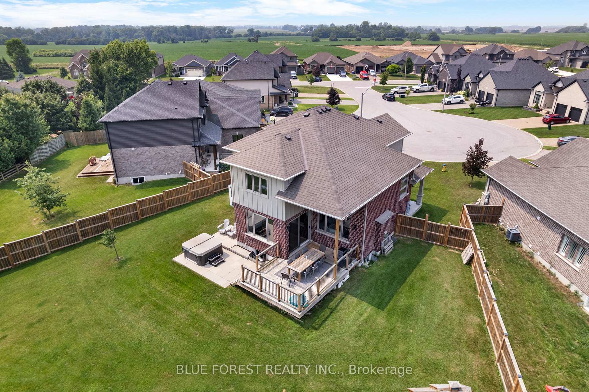 Photo 36 of 155 Wintermute Court, Central Elgin, Belmont — HOMEH