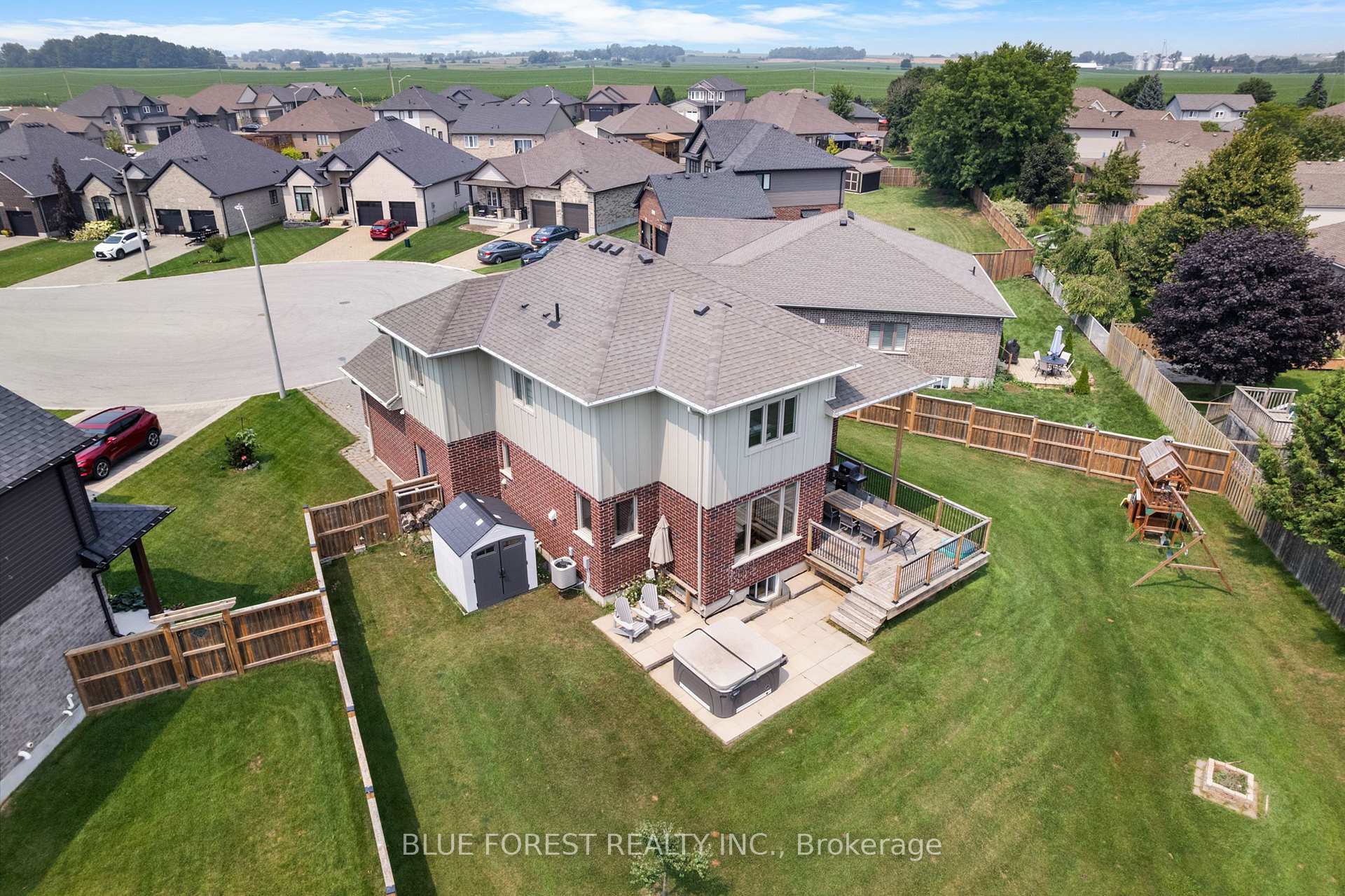 Photo 37 of 155 Wintermute Court, Central Elgin, Belmont — HOMEH