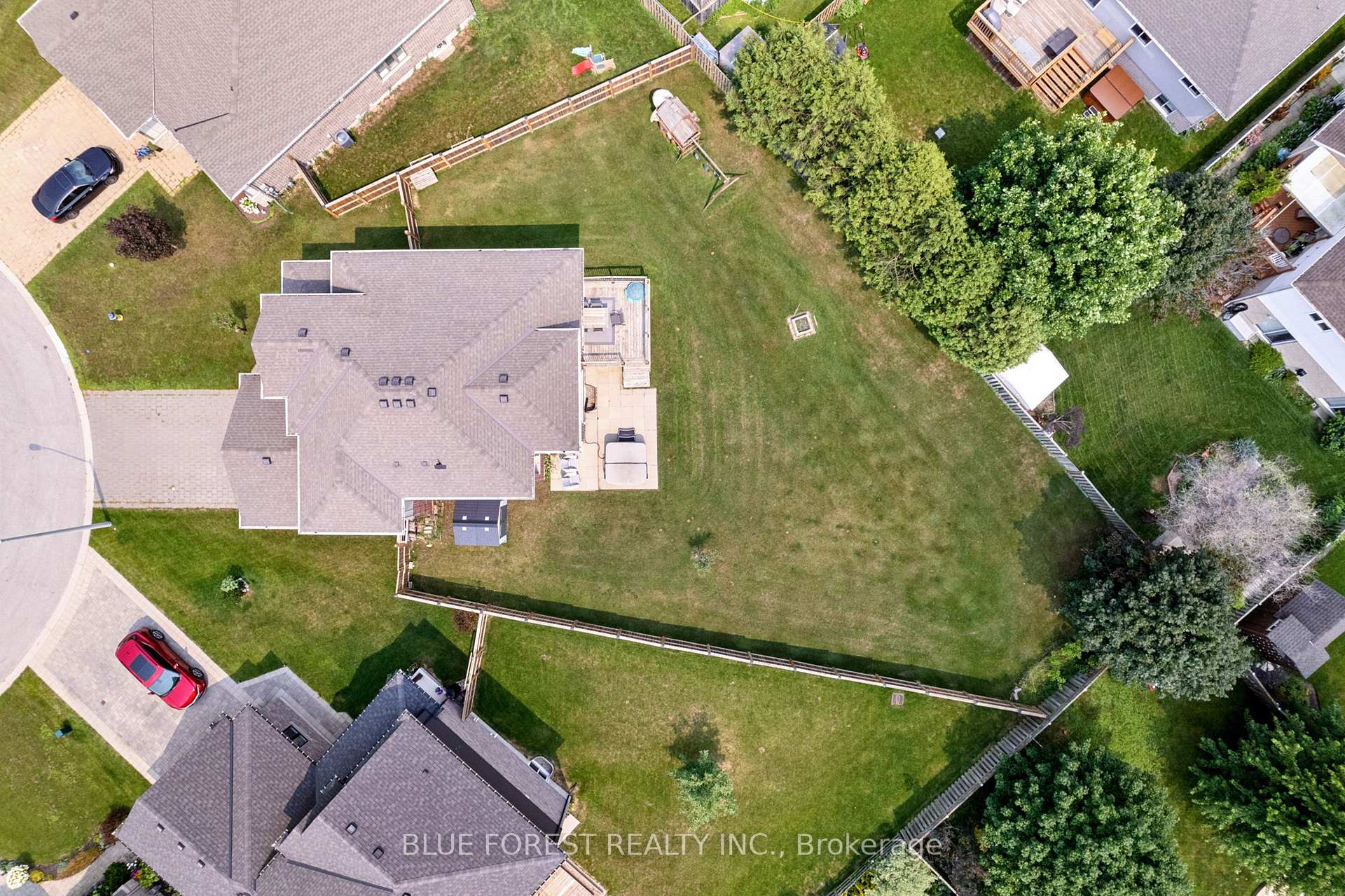 Photo 40 of 155 Wintermute Court, Central Elgin, Belmont — HOMEH
