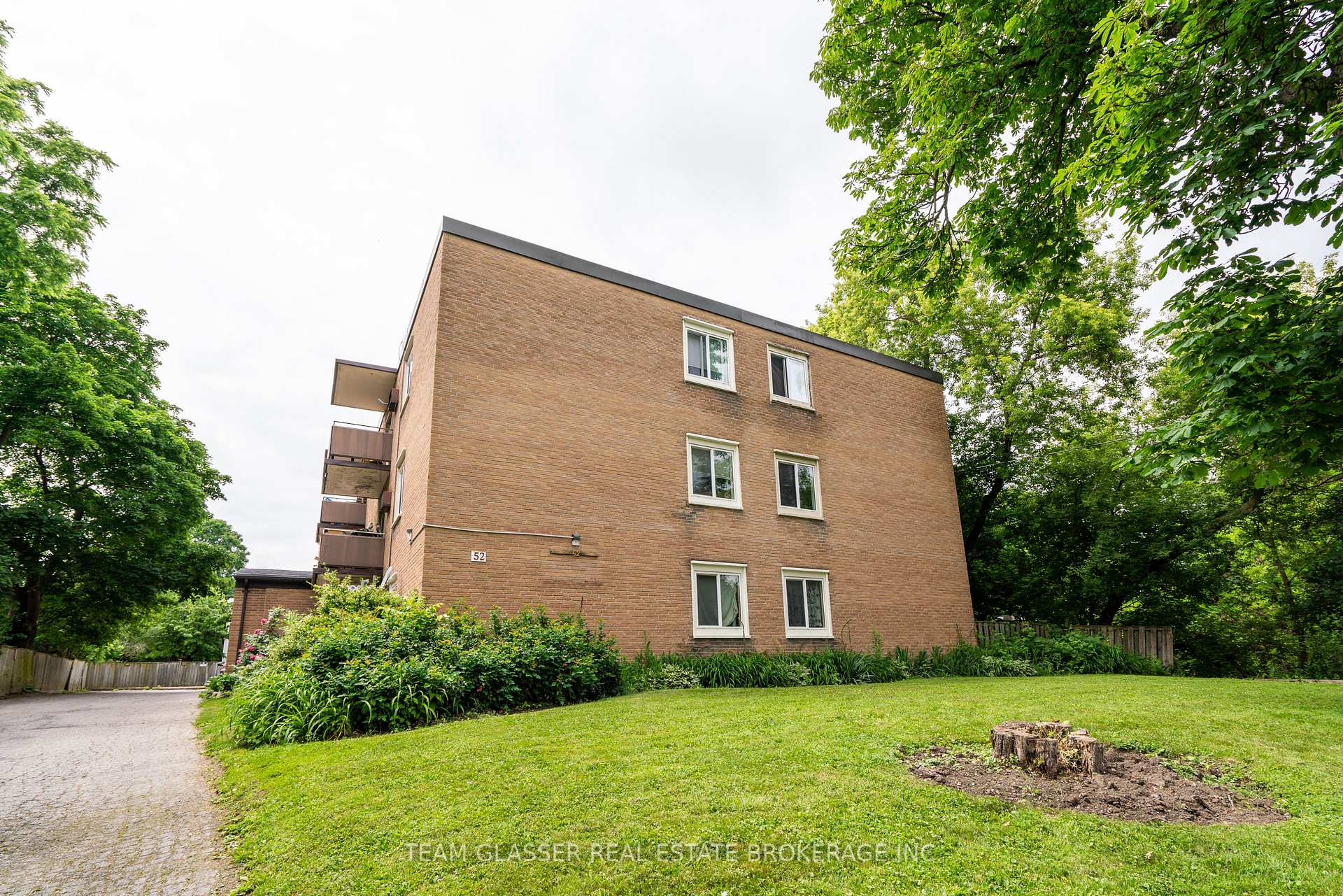 Photo 9 of Unit 203, 52 Hiawatha Street, St. Thomas — HOMEH