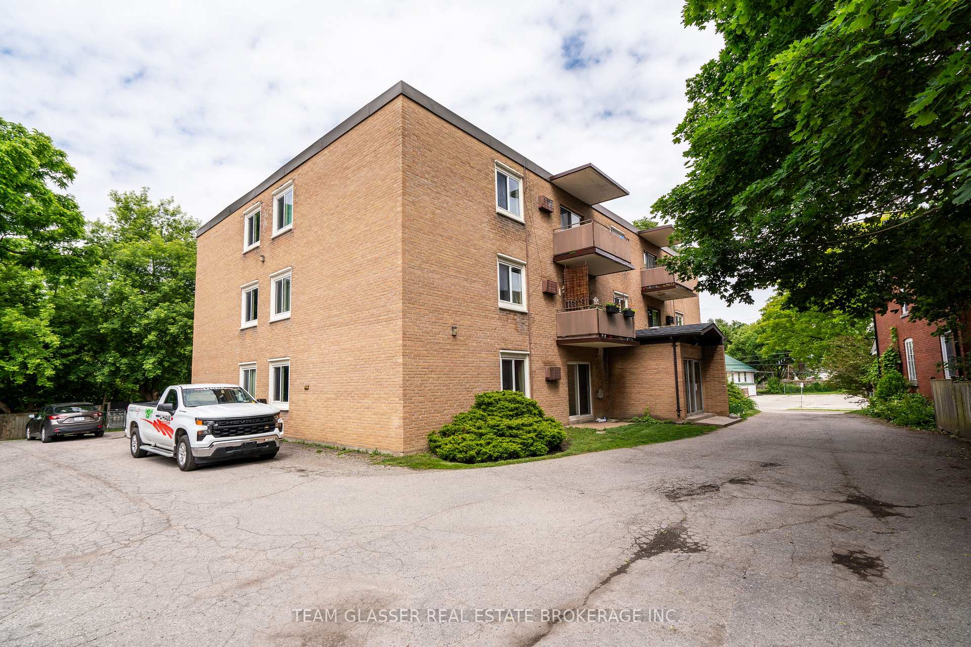 Photo 12 of Unit 203, 52 Hiawatha Street, St. Thomas — HOMEH