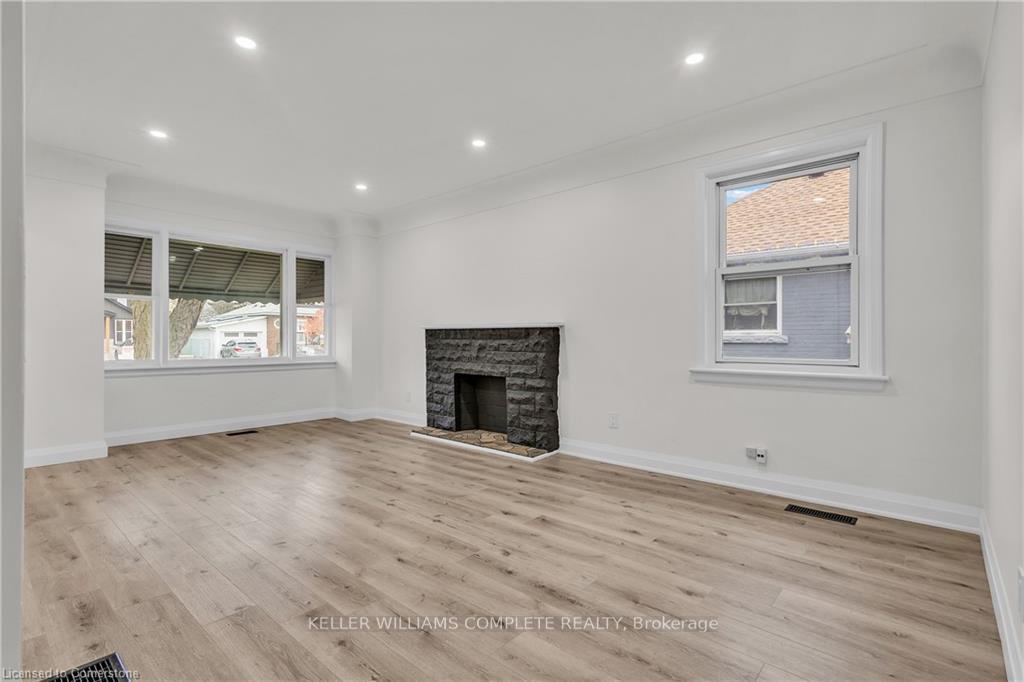 Photo 8 of 555 Upper Sherman Avenue, Hamilton, Raleigh — HOMEH