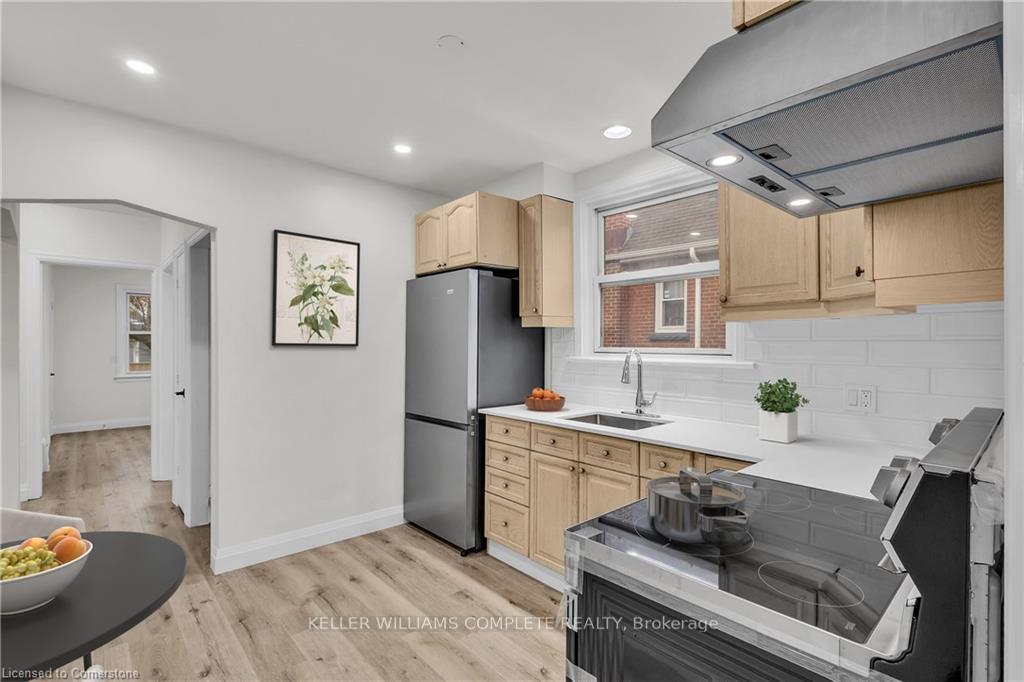 Photo 13 of 555 Upper Sherman Avenue, Hamilton, Raleigh — HOMEH