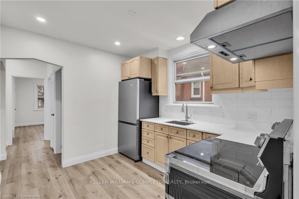 Photo 15 of 555 Upper Sherman Avenue, Hamilton, Raleigh — HOMEH