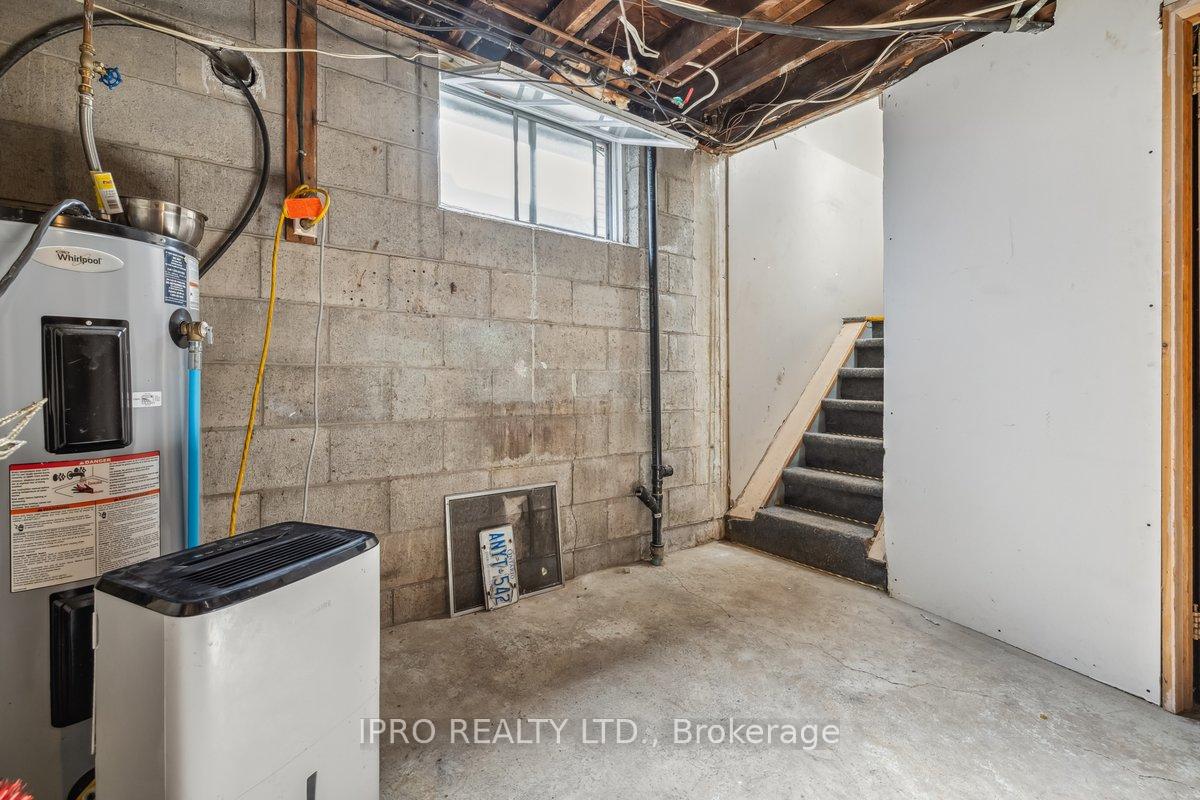 Photo 9 of 587 Waterloo Street, Hamilton, Parkview — HOMEH