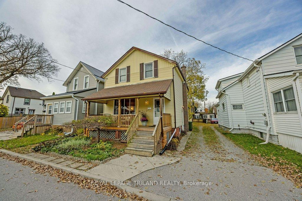 Photo 1 of 8 Hamilton Street, St. Thomas — HOMEH