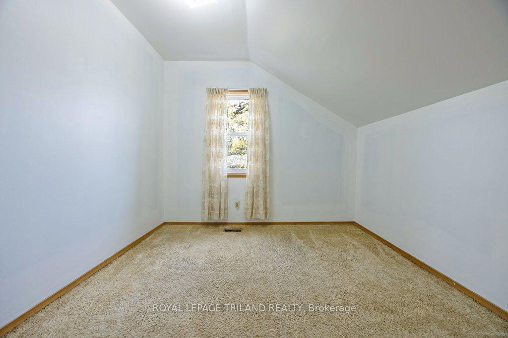 Photo 20 of 8 Hamilton Street, St. Thomas — HOMEH