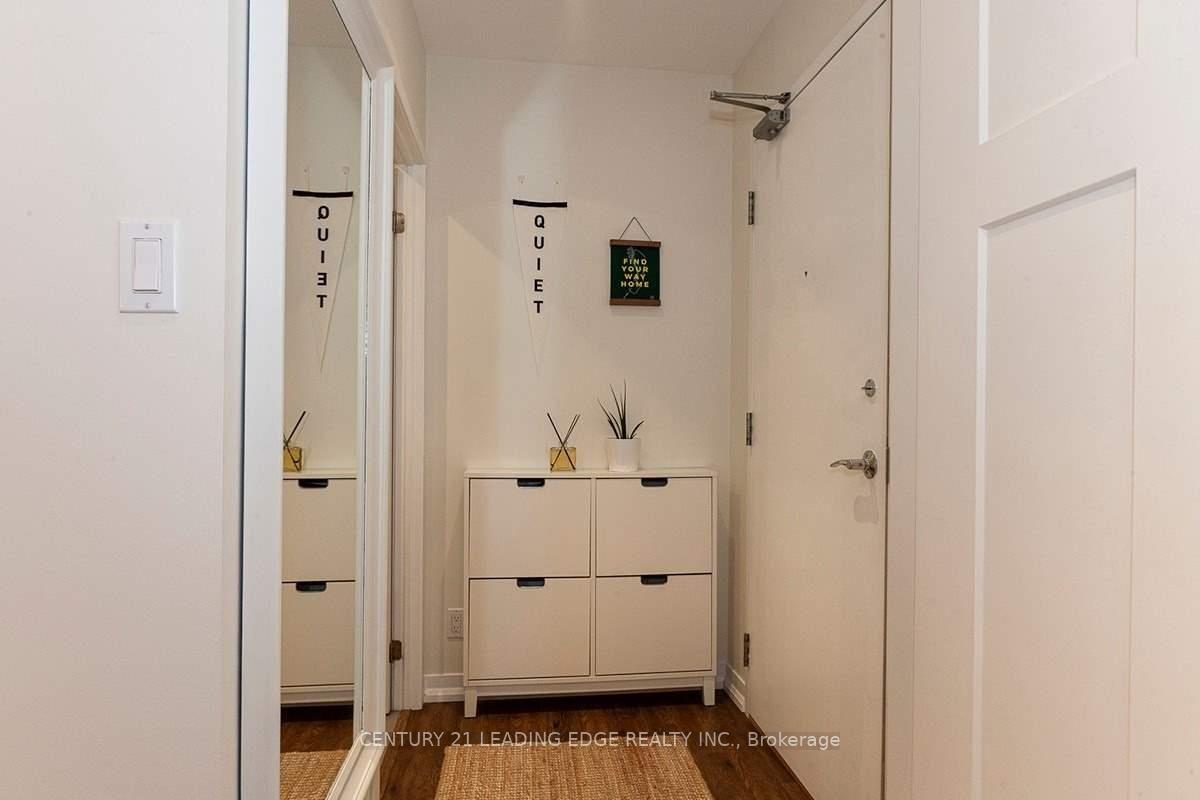 Photo 2 of Unit 602, 127 Queen Street E, Toronto, Church-Yonge Corridor — HOMEH