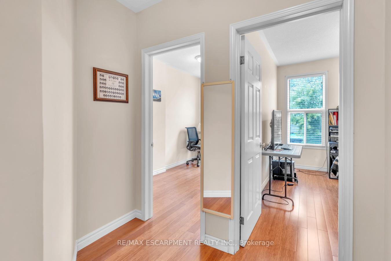 Photo 20 of 260 Bay Street N, Hamilton, Central — HOMEH