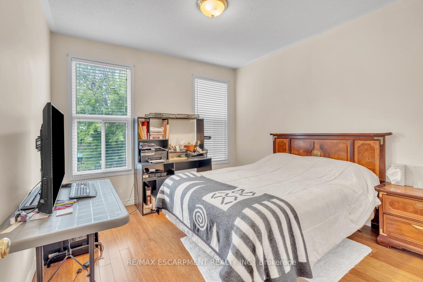 Photo 22 of 260 Bay Street N, Hamilton, Central — HOMEH