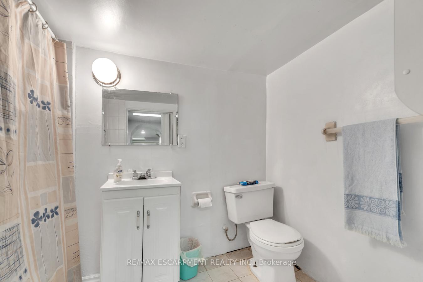 Photo 27 of 260 Bay Street N, Hamilton, Central — HOMEH