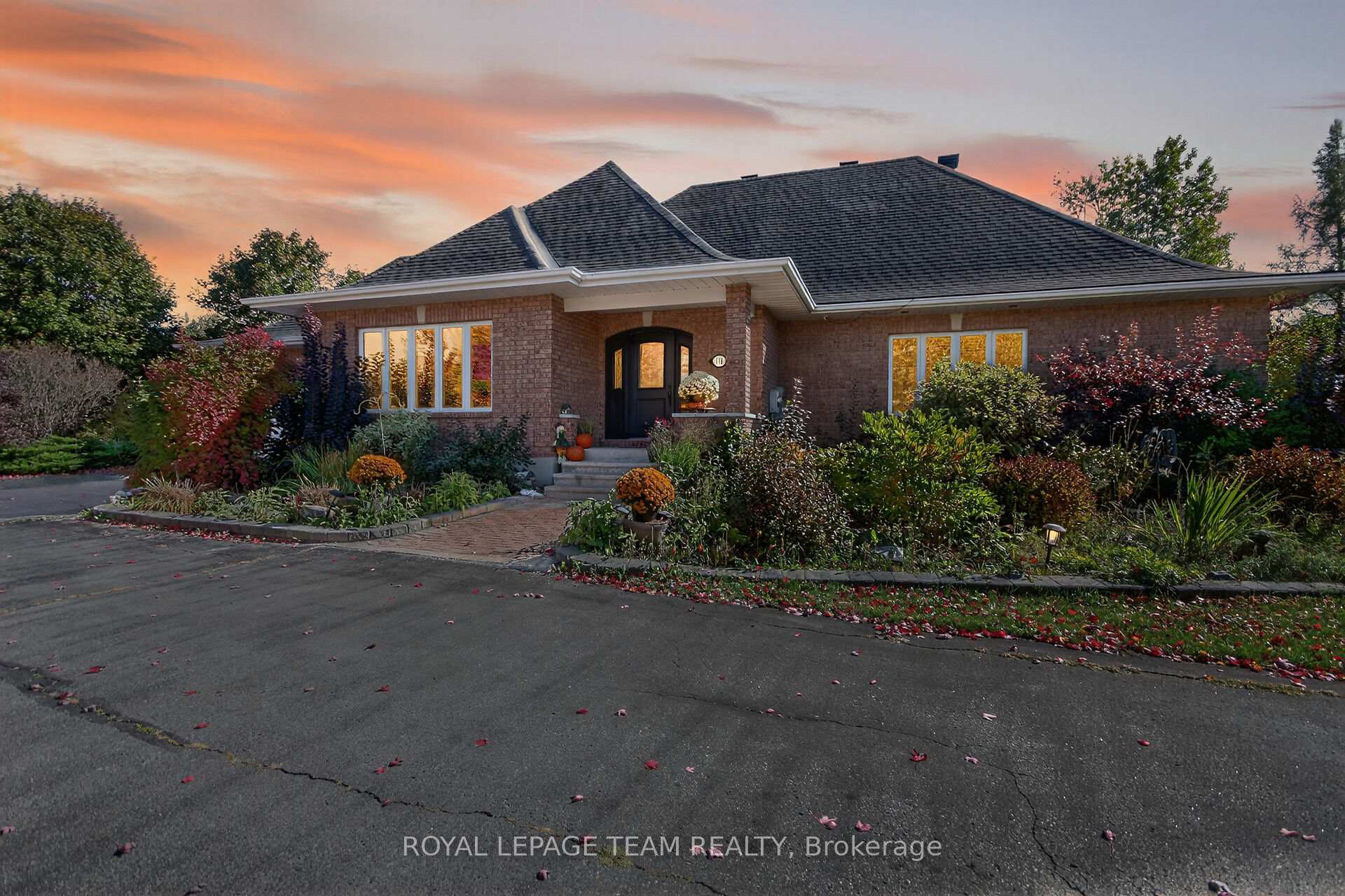Photo 1 of 101 Falcon Brook Road, Ottawa, Huntley Ward (South West) — HOMEH