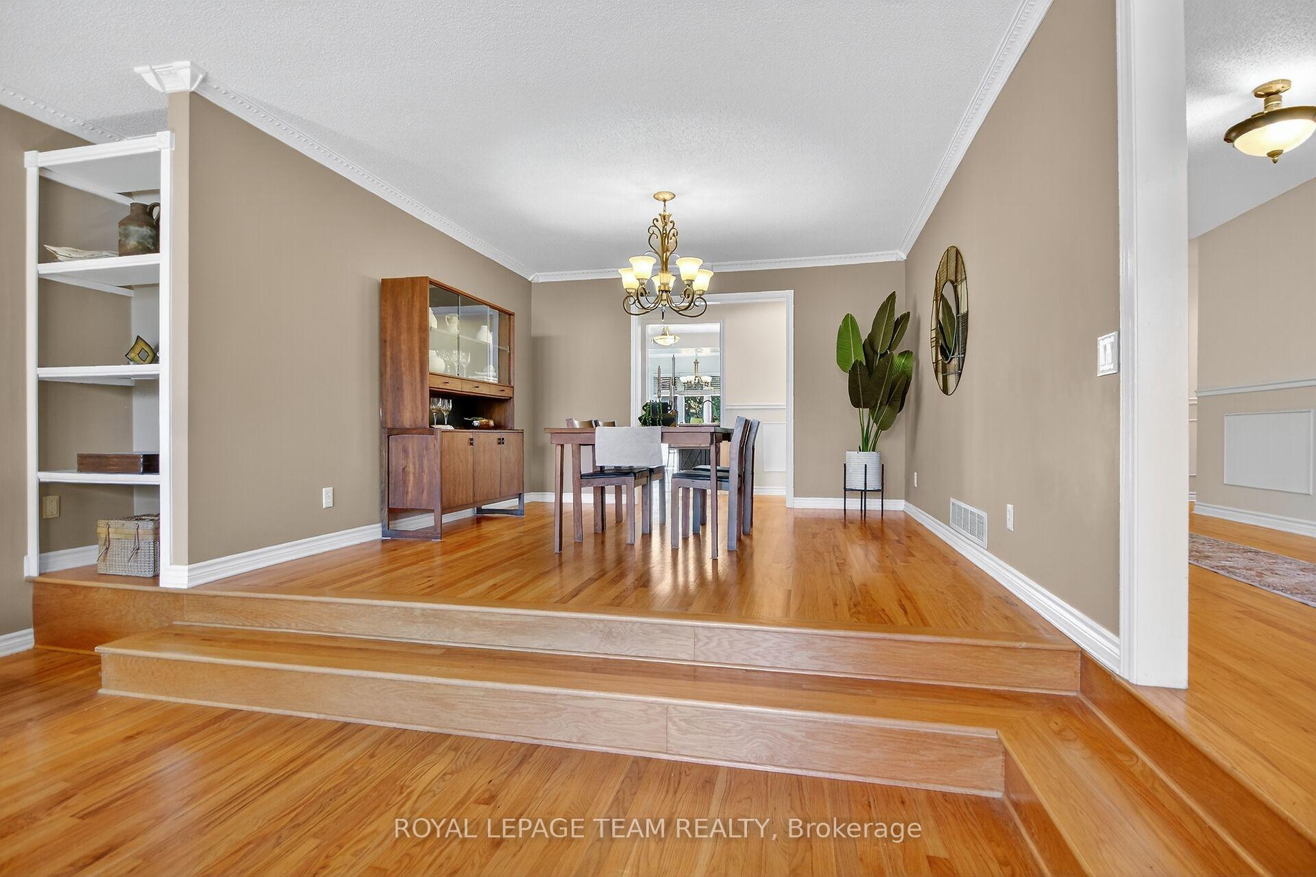Photo 10 of 101 Falcon Brook Road, Ottawa, Huntley Ward (South West) — HOMEH