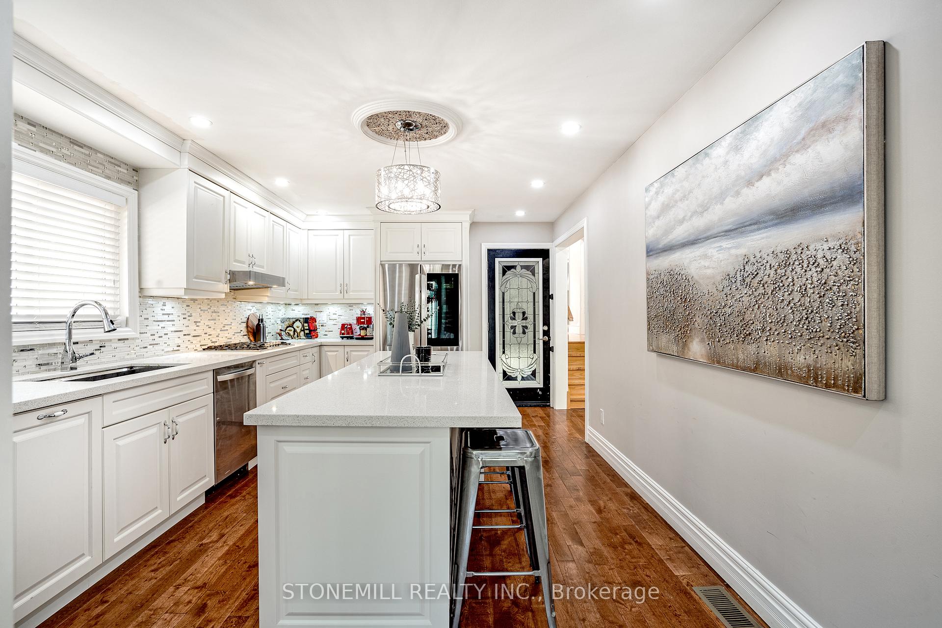 Photo 9 of 36 Blenheim Drive, Hamilton, Stoney Creek — HOMEH