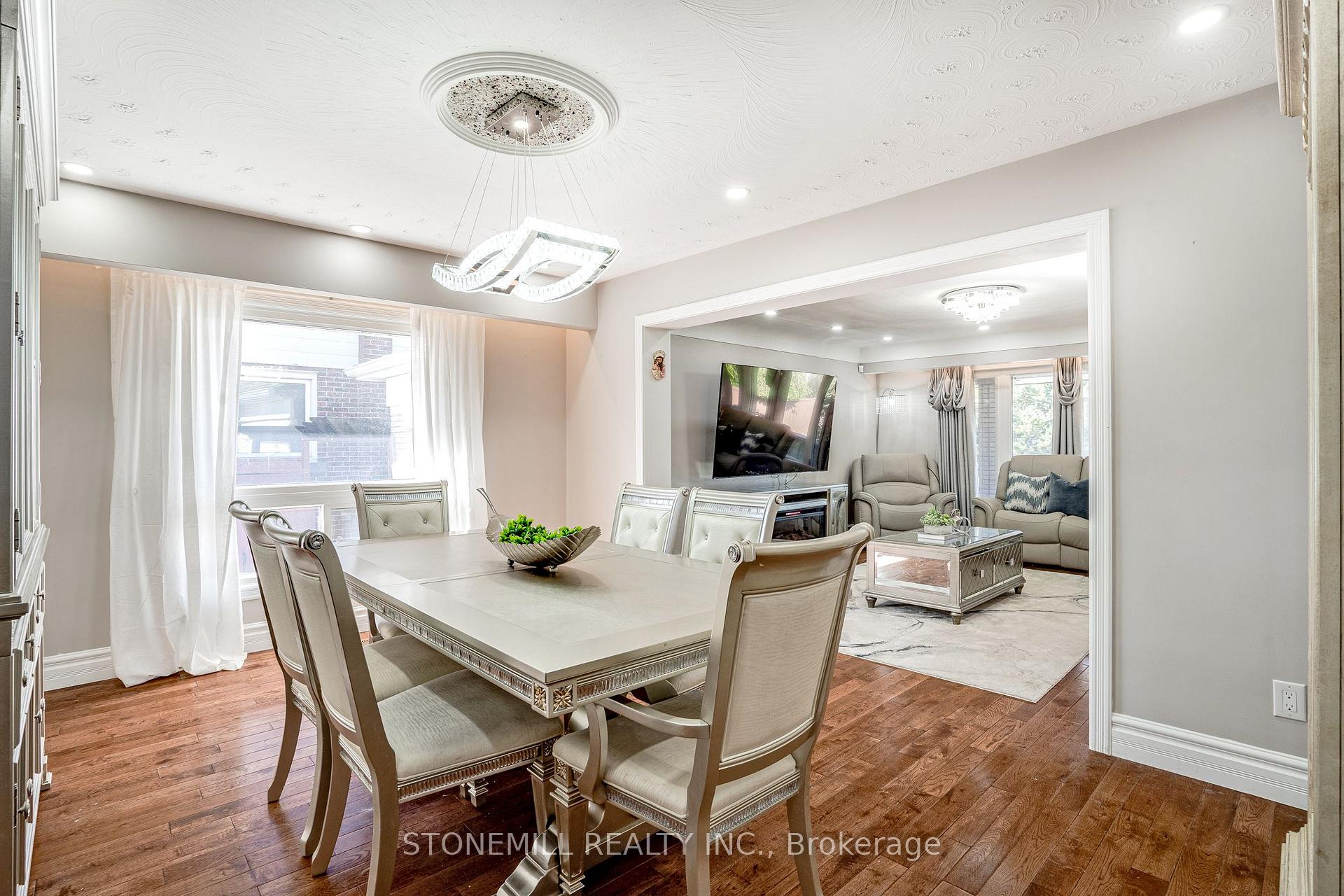 Photo 14 of 36 Blenheim Drive, Hamilton, Stoney Creek — HOMEH