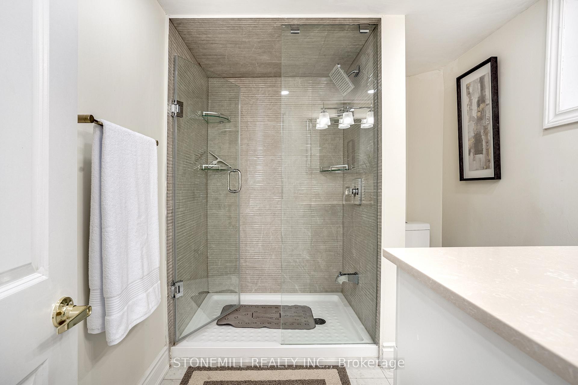 Photo 47 of 36 Blenheim Drive, Hamilton, Stoney Creek — HOMEH