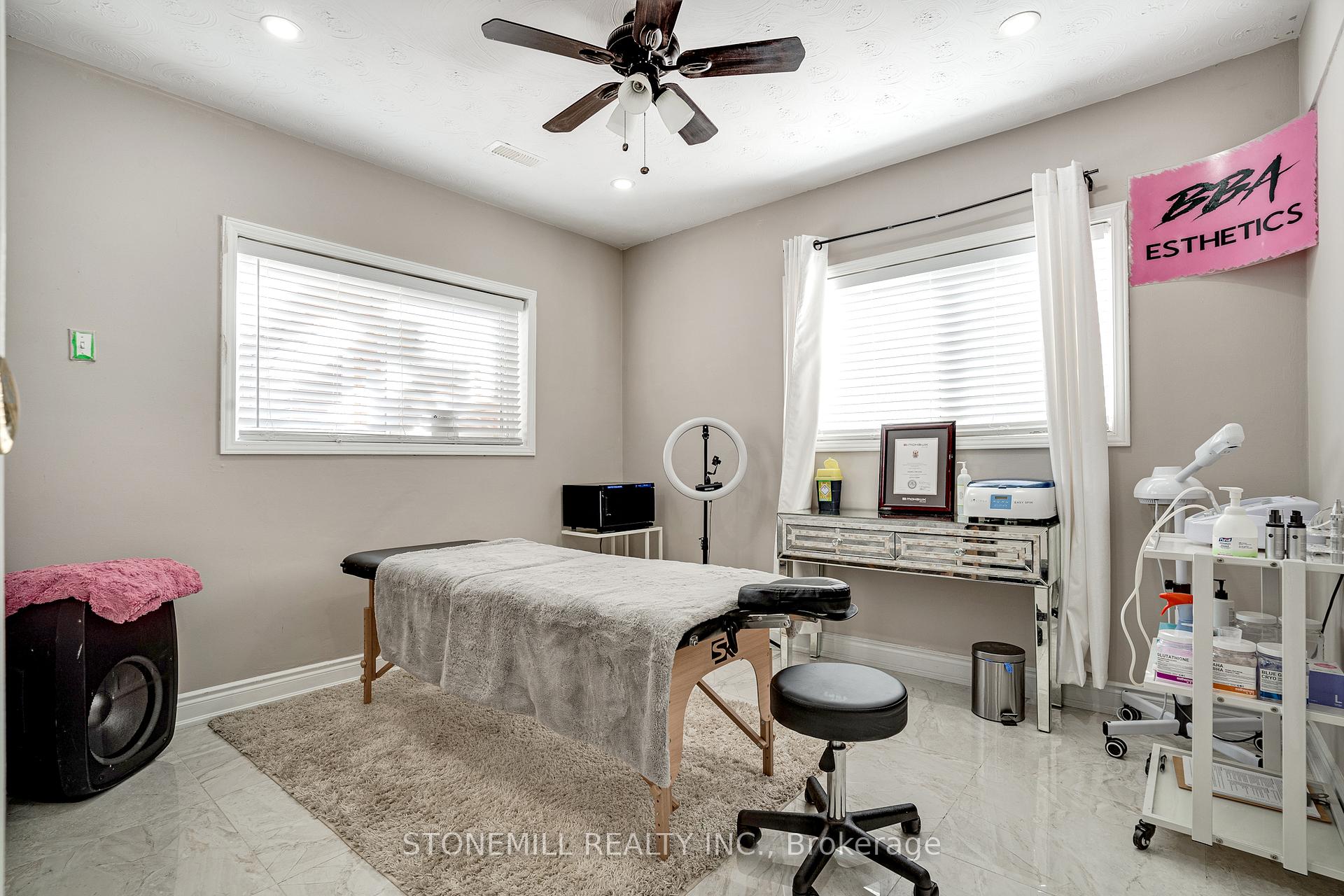 Photo 48 of 36 Blenheim Drive, Hamilton, Stoney Creek — HOMEH
