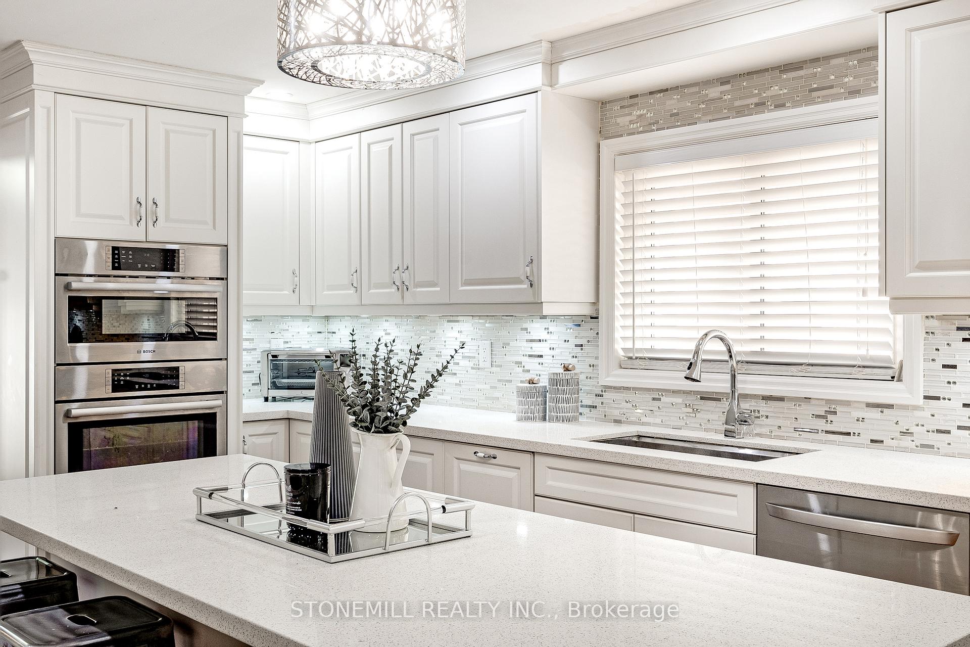 Photo 30 of 36 Blenheim Drive, Hamilton, Stoney Creek — HOMEH