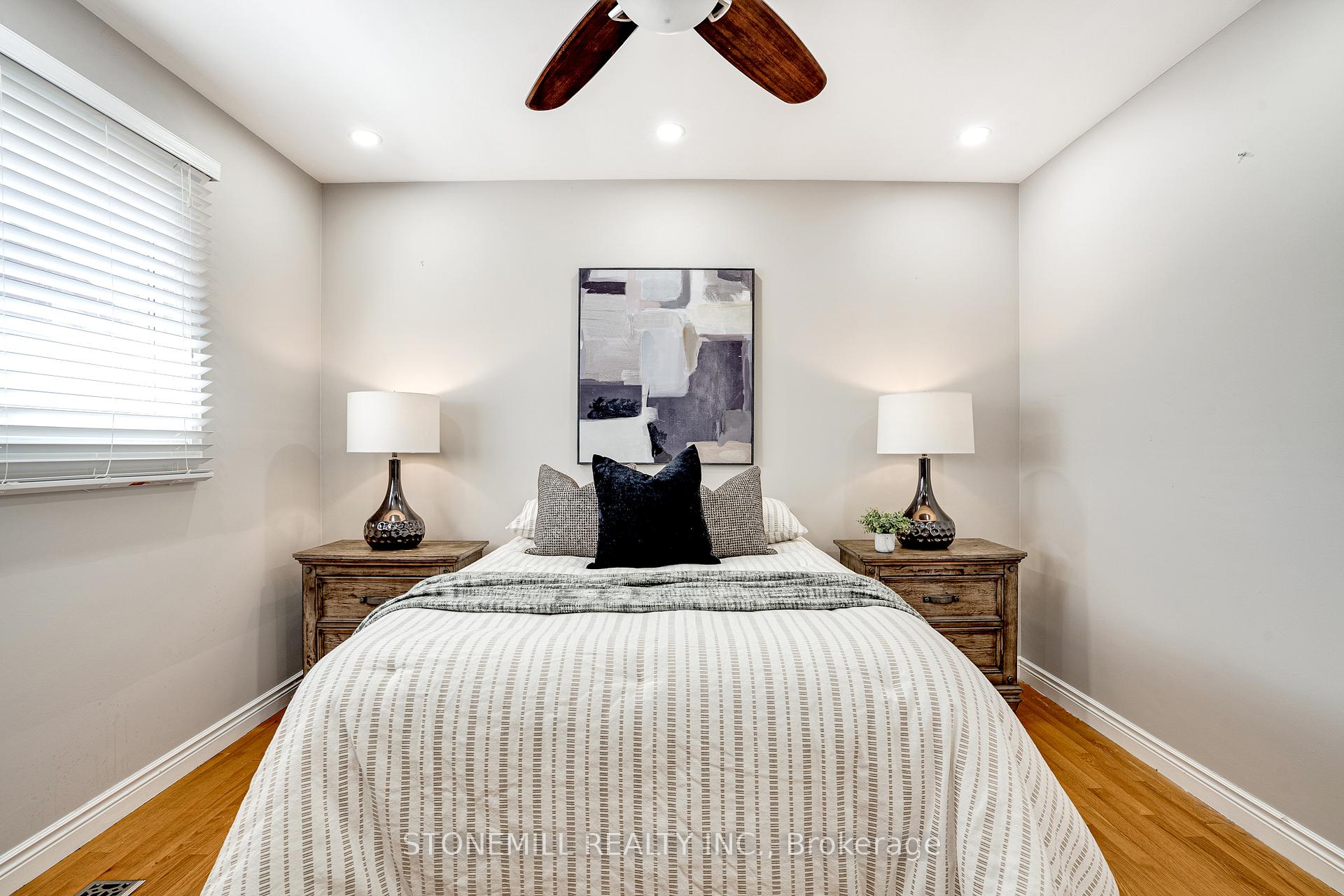 Photo 35 of 36 Blenheim Drive, Hamilton, Stoney Creek — HOMEH