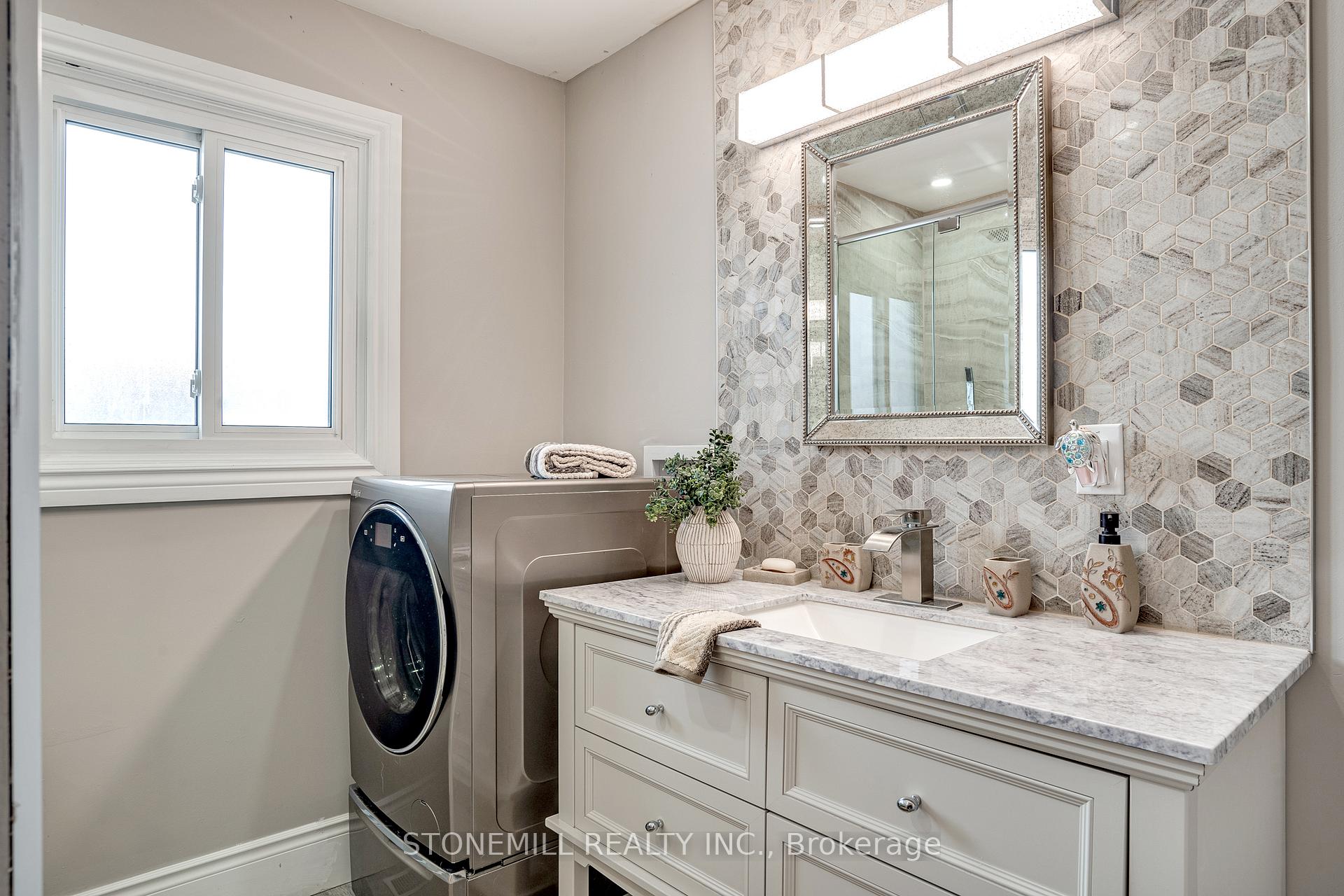 Photo 38 of 36 Blenheim Drive, Hamilton, Stoney Creek — HOMEH