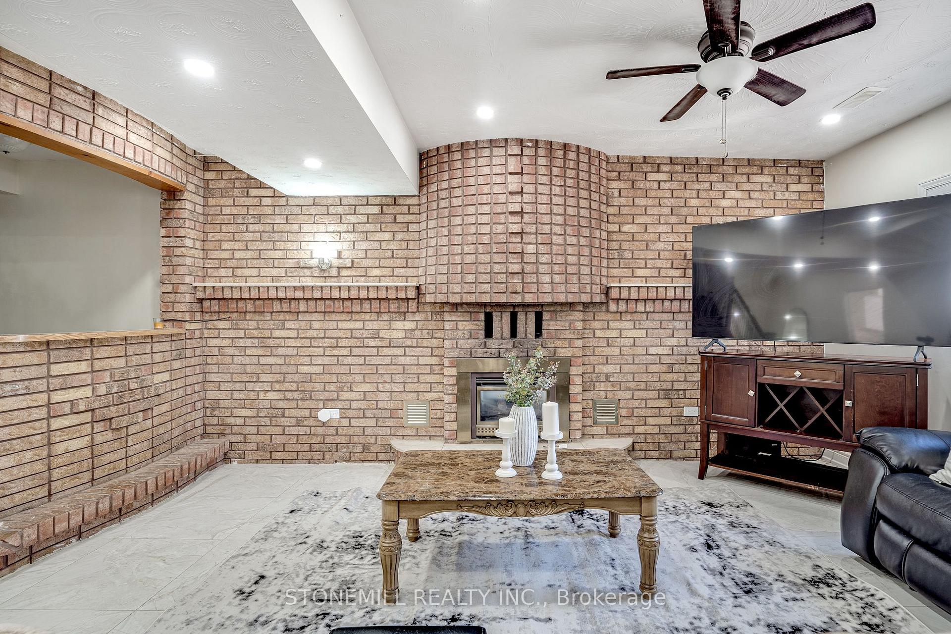 Photo 63 of 36 Blenheim Drive, Hamilton, Stoney Creek — HOMEH