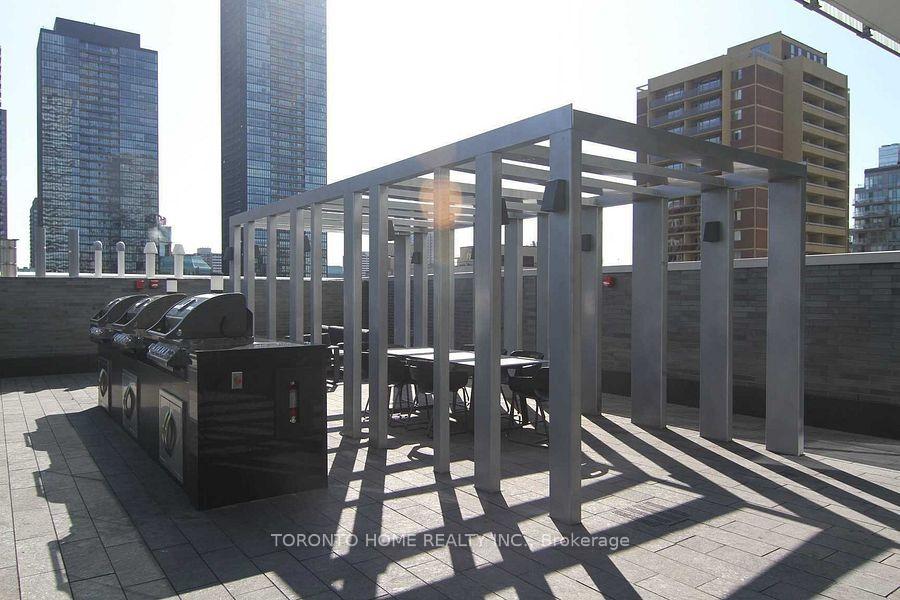 Photo 4 of Unit 1413, 50 Charles Street E, Toronto, Church-Yonge Corridor — HOMEH