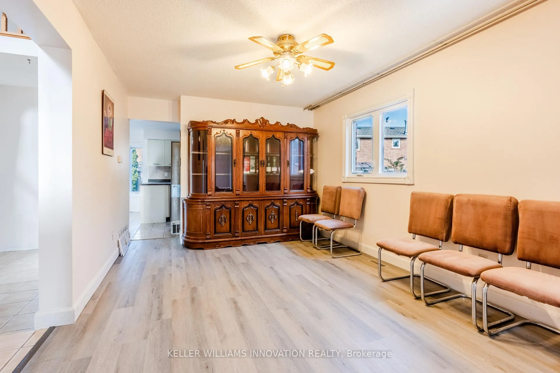 Photo 6 of 8 Dingwall Court, Brampton, Heart Lake West — HOMEH