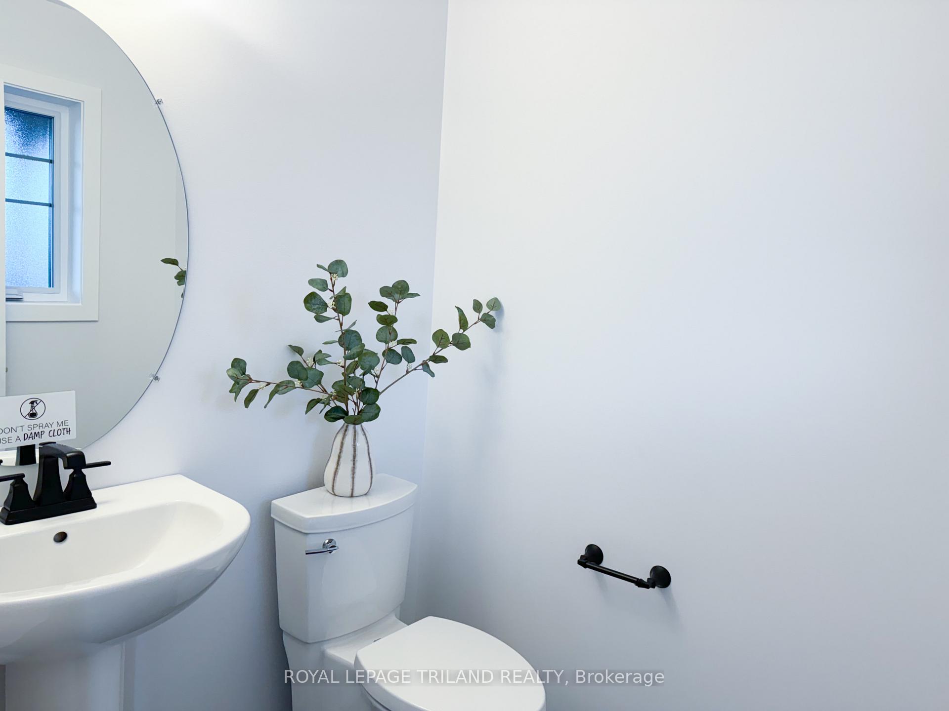 Photo 4 of 57 Silverleaf Path, St. Thomas — HOMEH