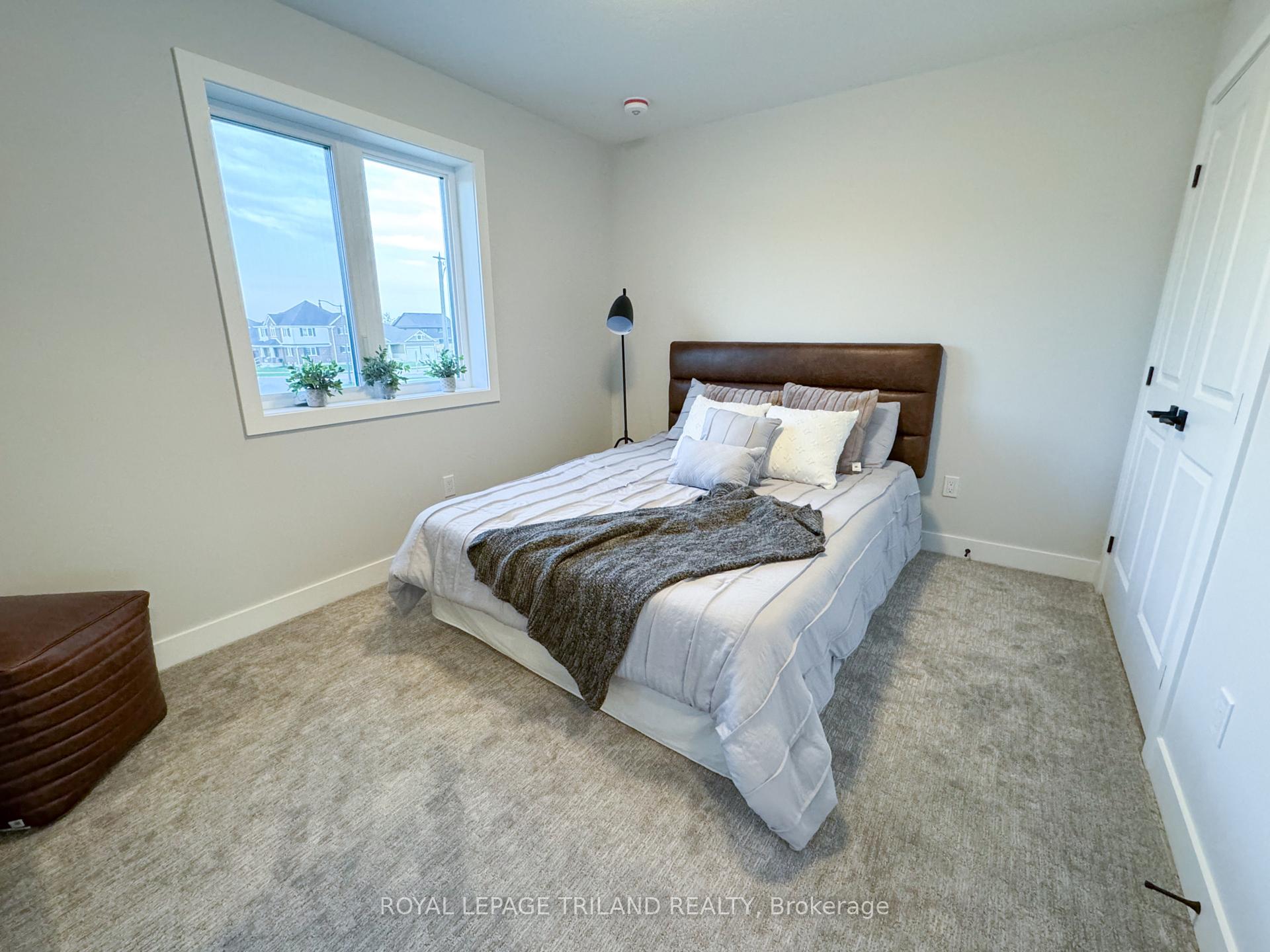 Photo 15 of 57 Silverleaf Path, St. Thomas — HOMEH