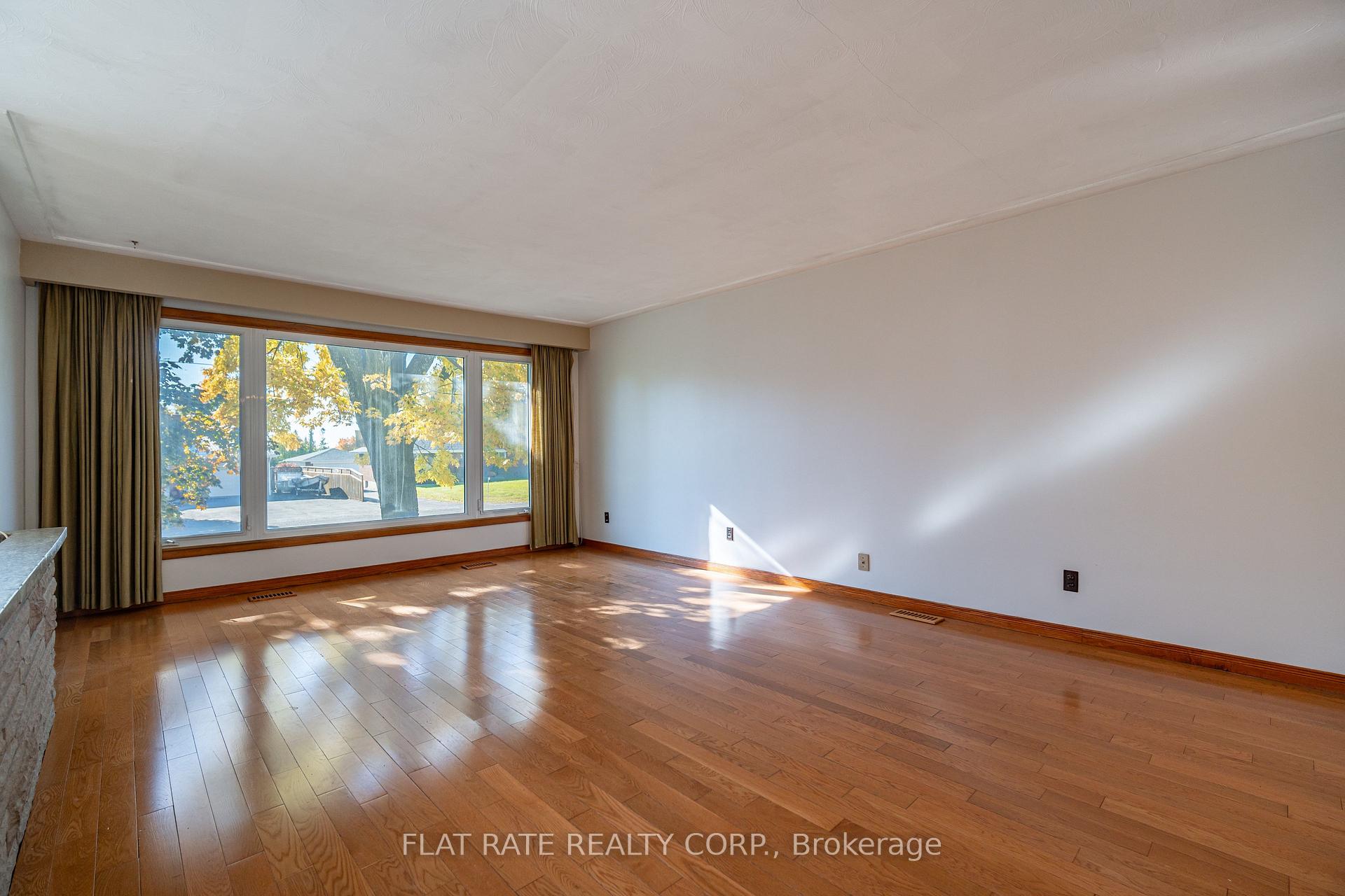 Photo 9 of 322 Plati Avenue, Douro-Dummer — HOMEH