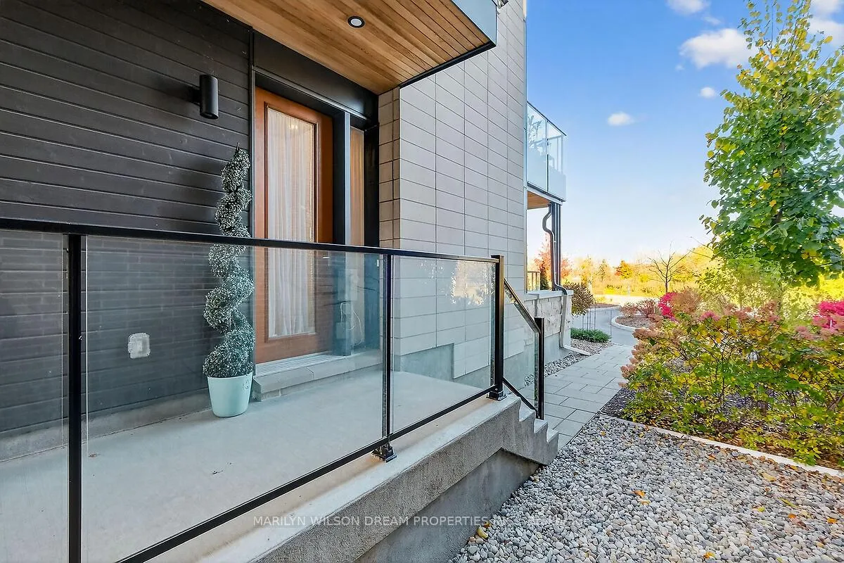 Photo 5 of 318 Sanctuary Private, Ottawa, Ottawa East — HOMEH
