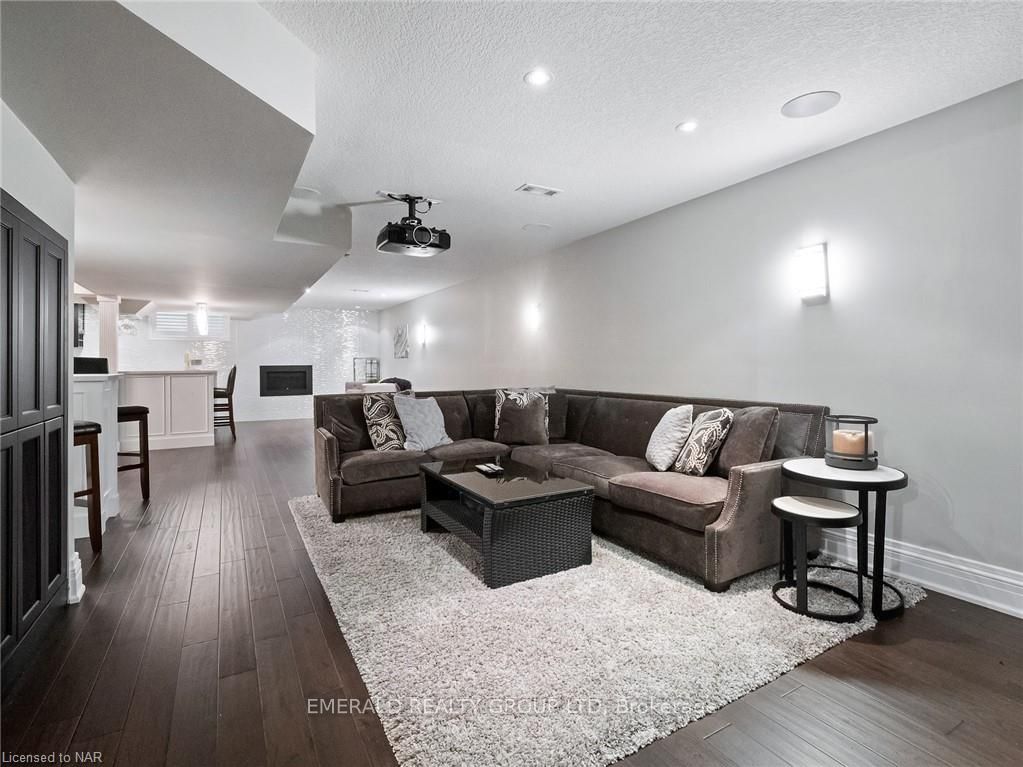 Photo 29 of 93 Copes Lane, Hamilton, Lakeshore — HOMEH