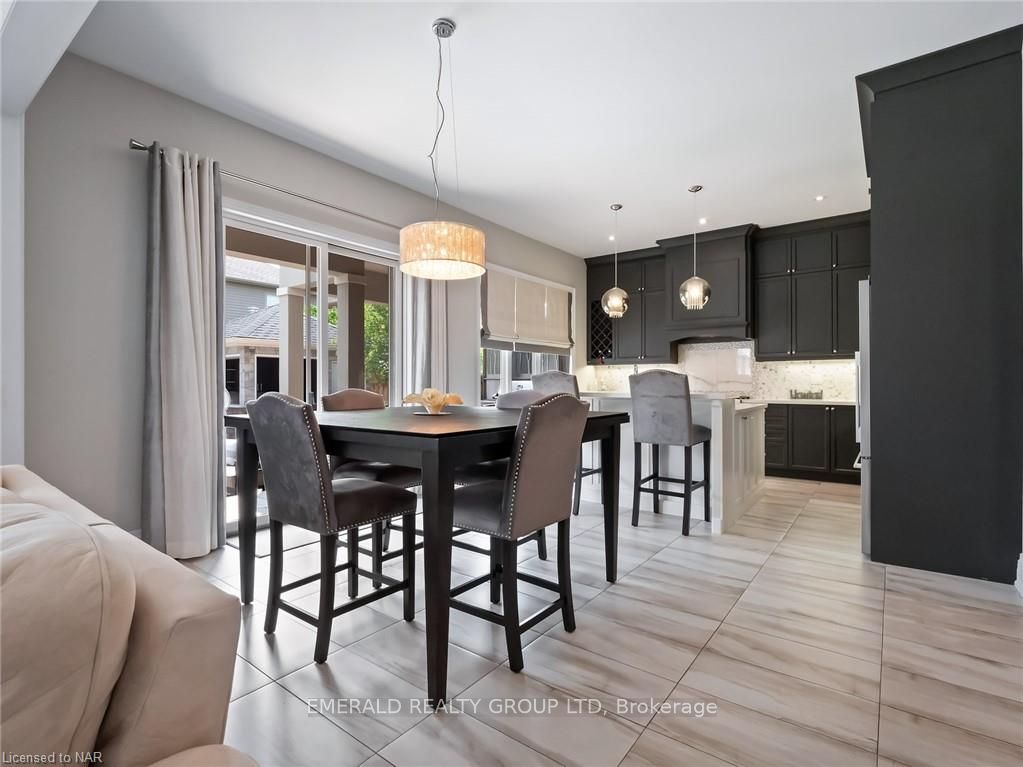 Photo 12 of 93 Copes Lane, Hamilton, Lakeshore — HOMEH