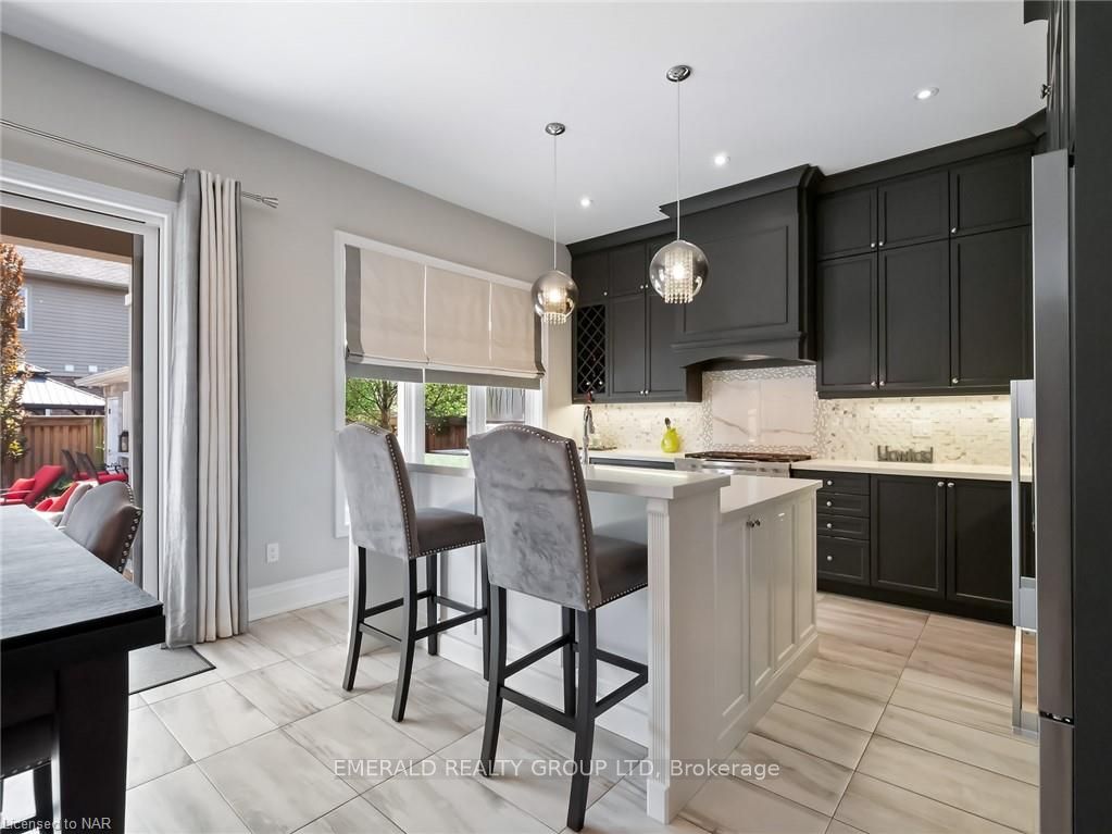 Photo 8 of 93 Copes Lane, Hamilton, Lakeshore — HOMEH