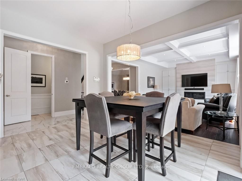 Photo 9 of 93 Copes Lane, Hamilton, Lakeshore — HOMEH