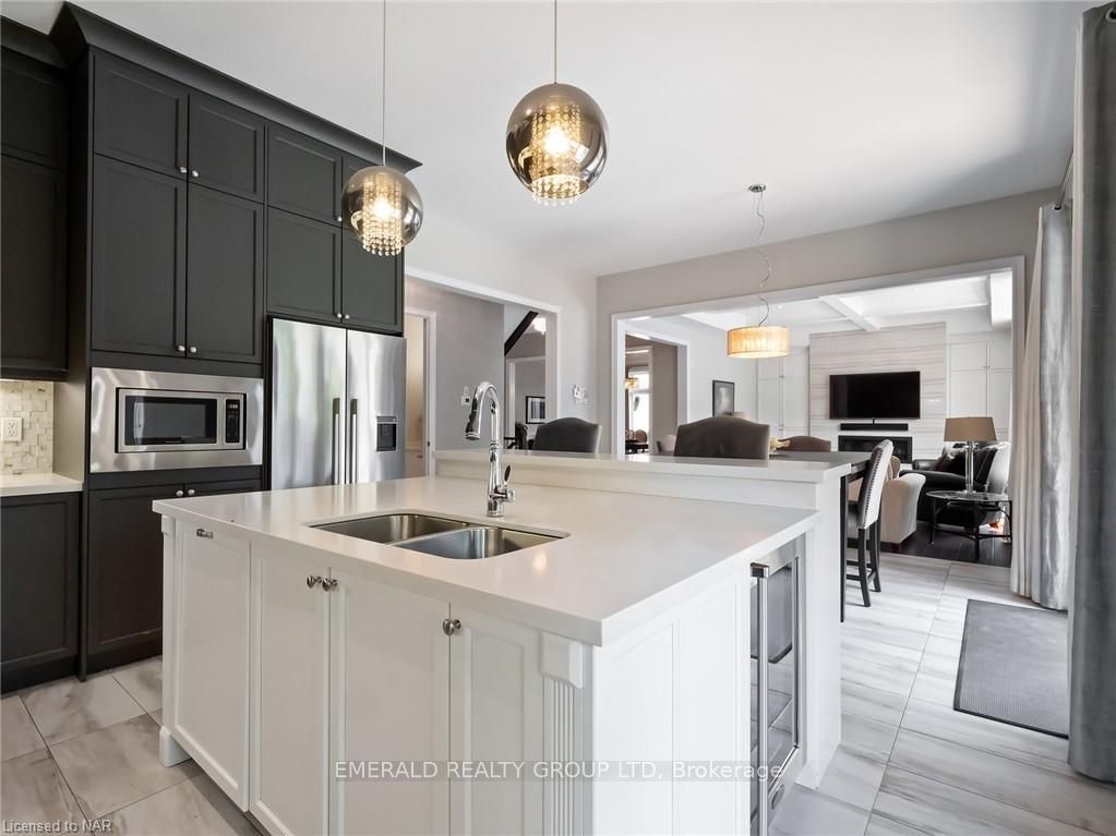 Photo 7 of 93 Copes Lane, Hamilton, Lakeshore — HOMEH