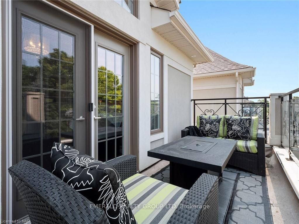 Photo 25 of 93 Copes Lane, Hamilton, Lakeshore — HOMEH