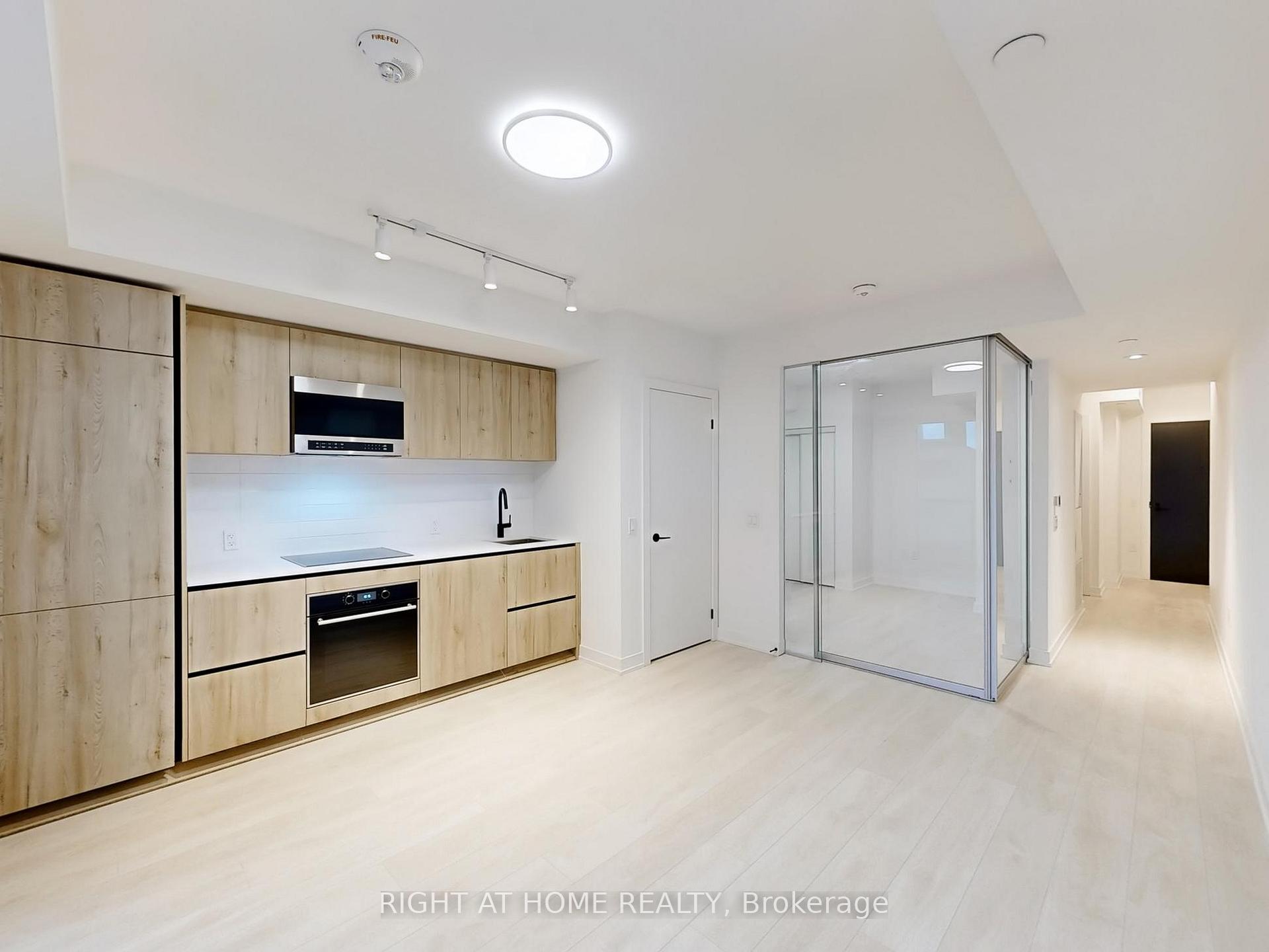 Front of Unit 308, 117 Broadway Avenue