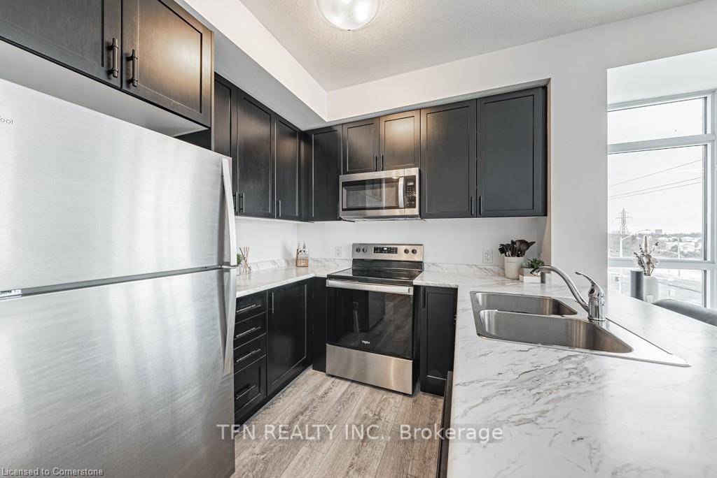 Photo 7 of Unit 302, 450 Dundas Street E, Hamilton, Waterdown — HOMEH
