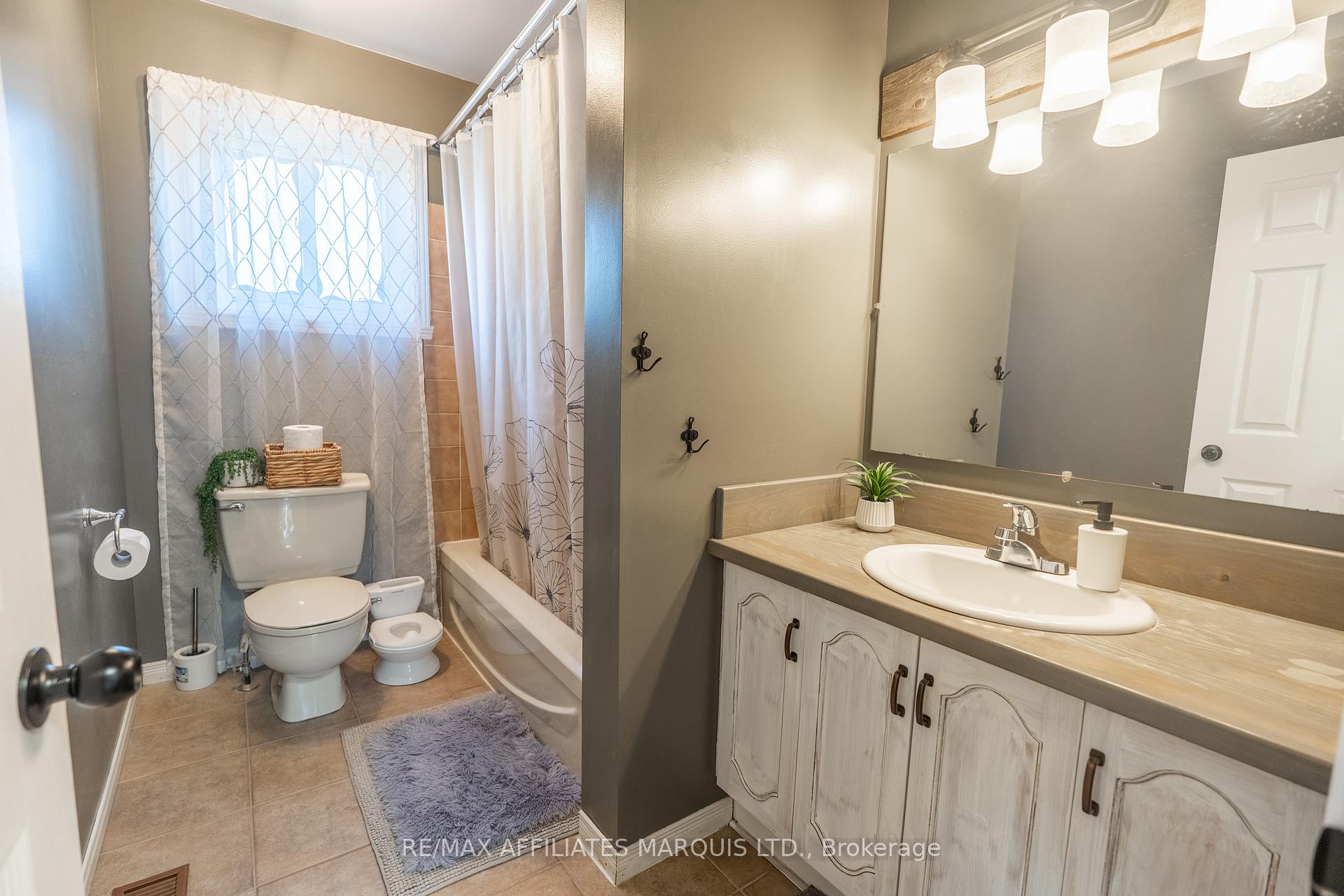 Photo 15 of 1619 First Street E, Cornwall — HOMEH