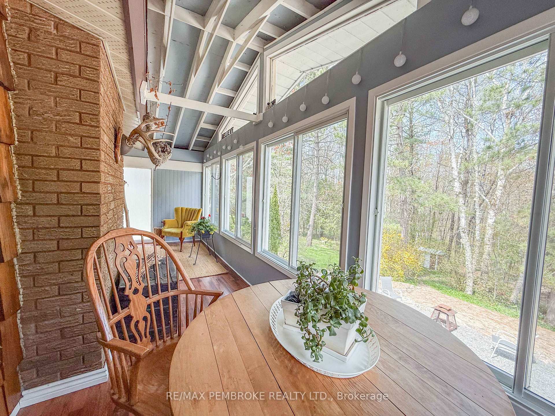 Photo 20 of 239 Thomas Street, Deep River — HOMEH