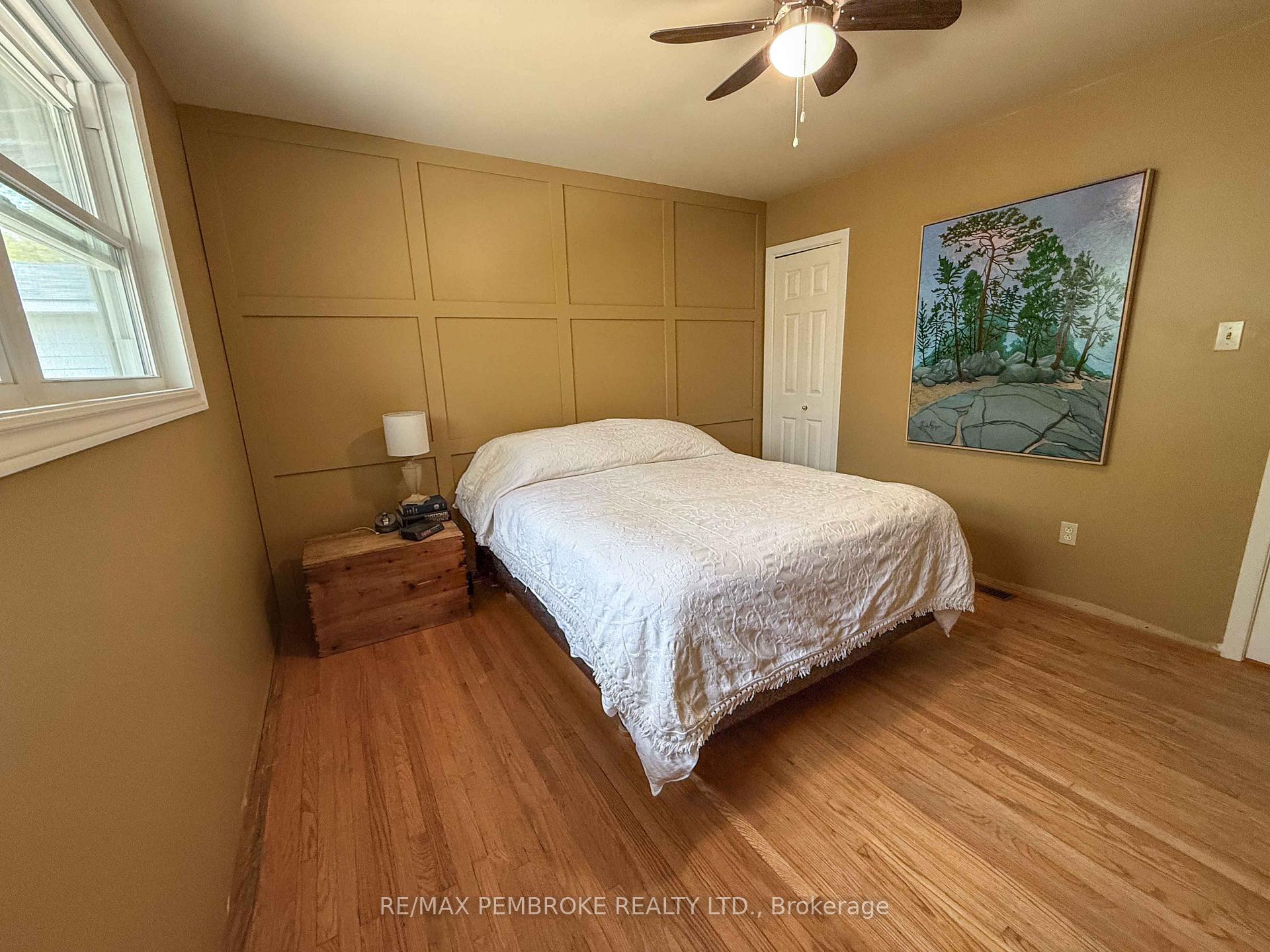 Photo 31 of 239 Thomas Street, Deep River — HOMEH