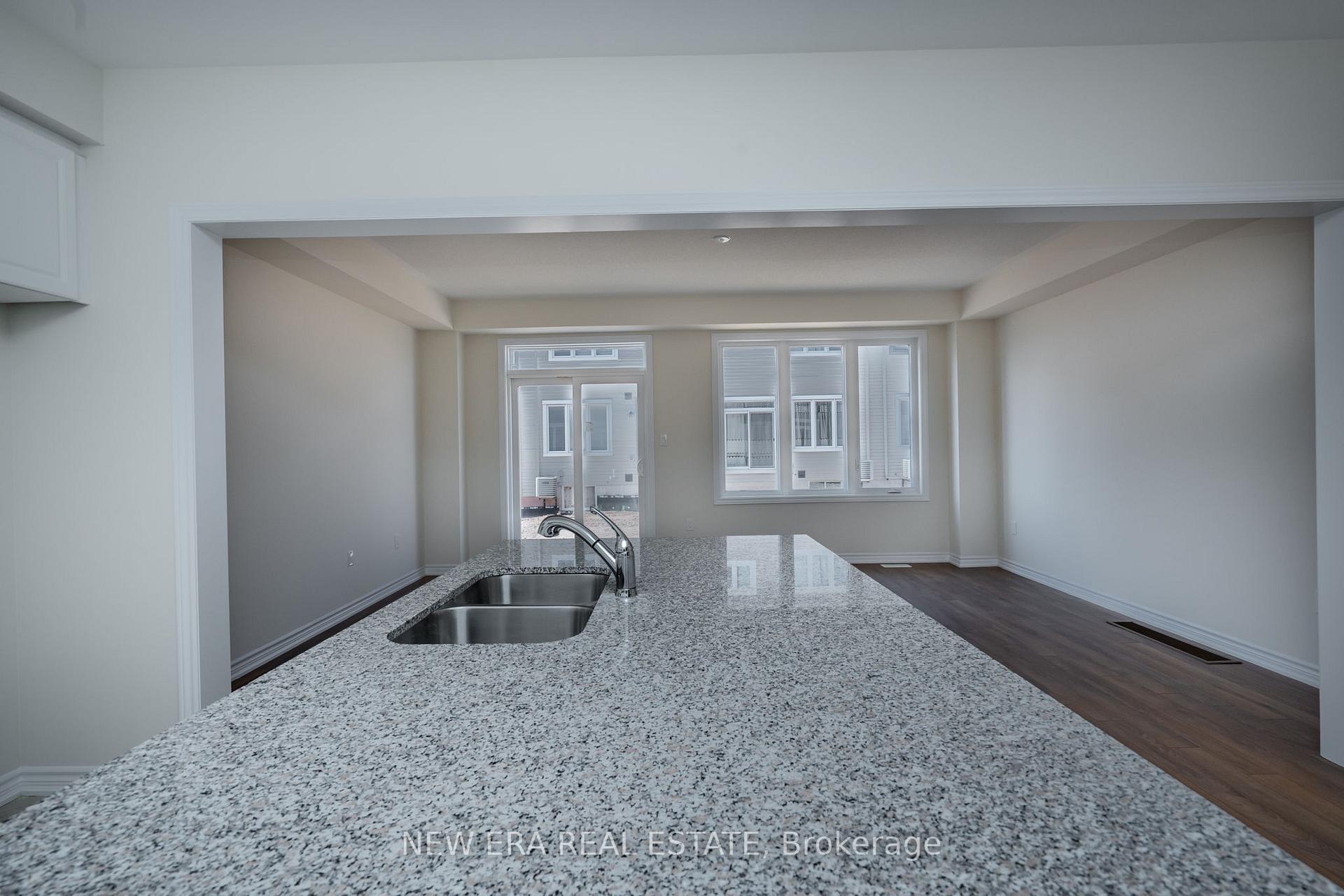 Photo 14 of 114 Player Drive, Erin — HOMEH