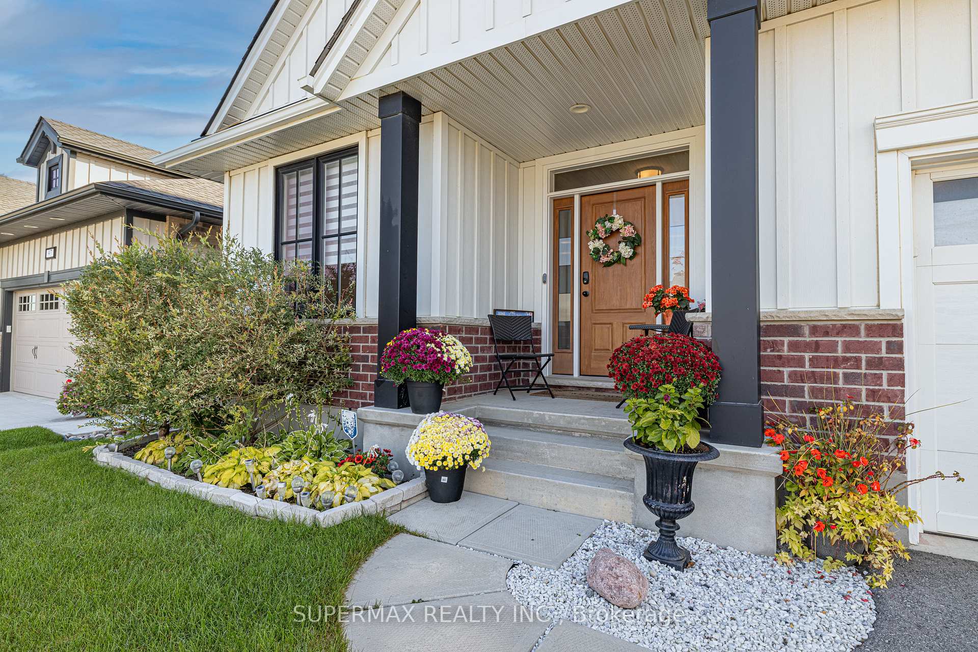 Photo 6 of 99 Renaissance Drive, St. Thomas — HOMEH