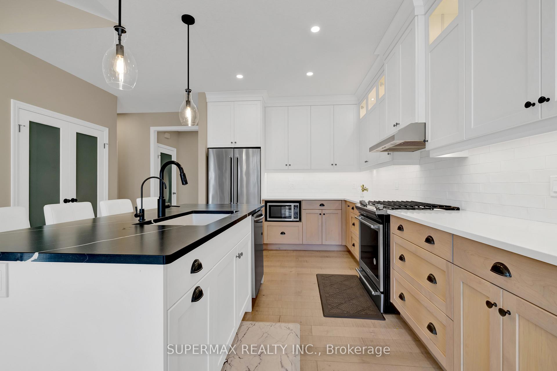 Photo 14 of 99 Renaissance Drive, St. Thomas — HOMEH