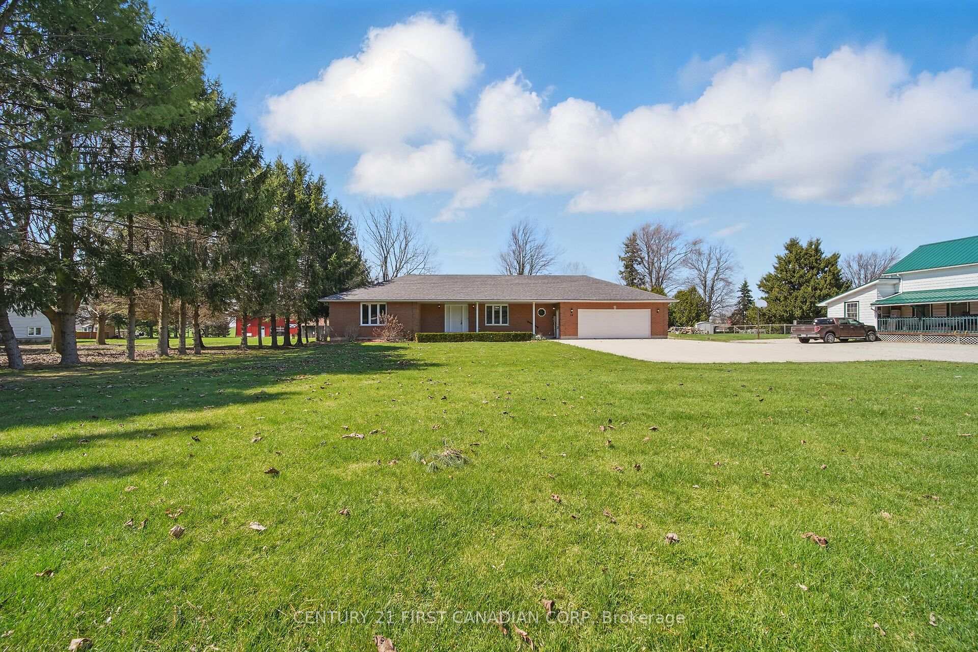 Photo 1 of 29522 Talbot Line, Dutton/Dunwich, Wallacetown — HOMEH